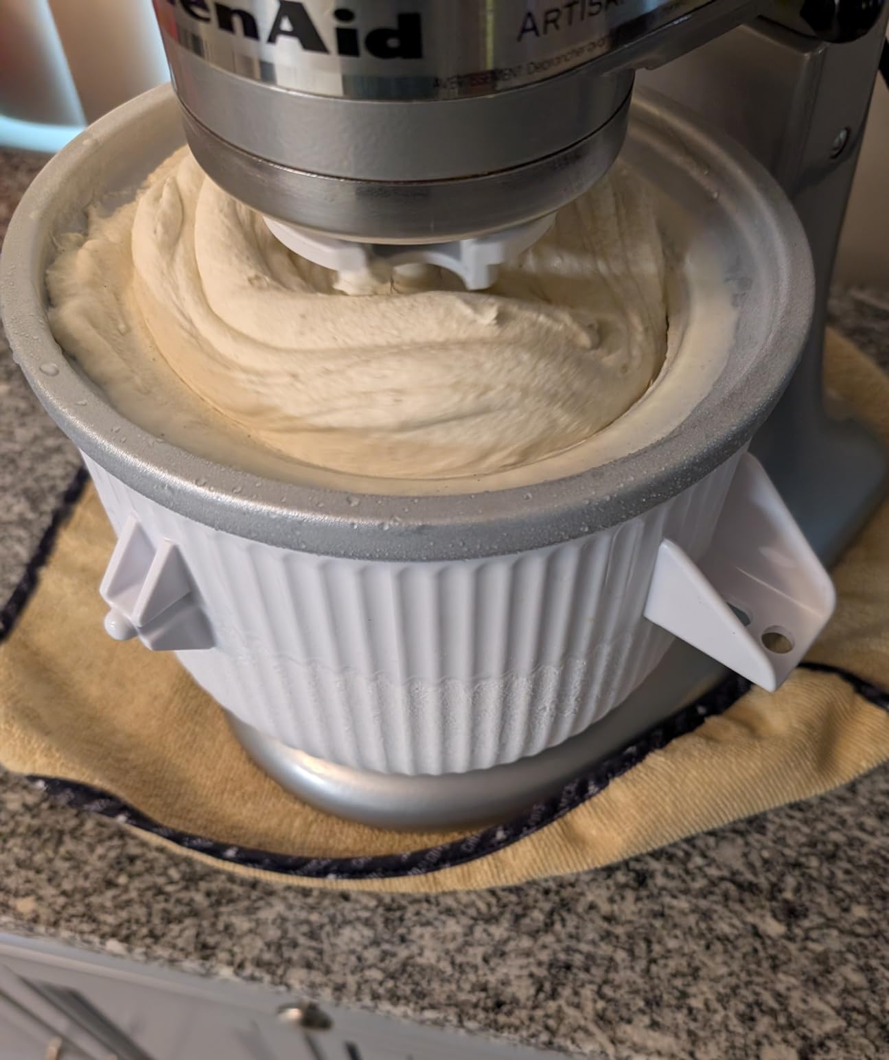 Ice Cream Maker Attachment for KitchenAid Stand Mixer, Compatible with 4.5/5QT & 6QT Stand Mixers, 2 Quart Frozen Kitchenaid Ice Cream Maker Attachment Ice Cream Bowl for Yogurt/Sorbet Gelato customer photo 2