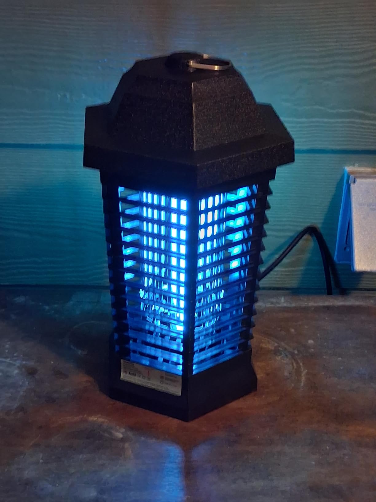 Klahaite Bug Zapper Outdoor, Electric Mosquito Zapper, Fly Zapper Indoor Fly Traps, Mosquito Repellent Outdoor Patio & Backyard Covers 1/2 Acre, 4200V 3 Prong Plug, ABS Fireproof Plastic Outer customer photo 1