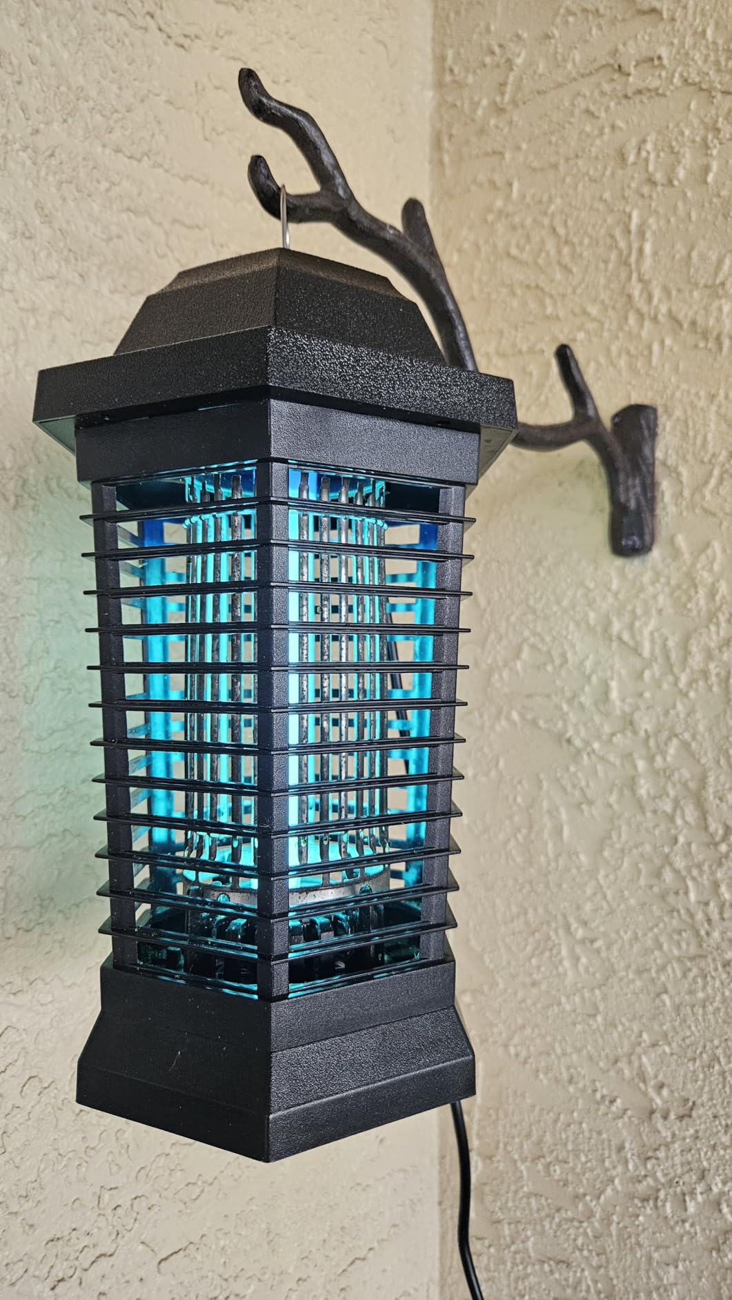 Klahaite Bug Zapper Outdoor, Electric Mosquito Zapper, Fly Zapper Indoor Fly Traps, Mosquito Repellent Outdoor Patio & Backyard Covers 1/2 Acre, 4200V 3 Prong Plug, ABS Fireproof Plastic Outer customer photo 2