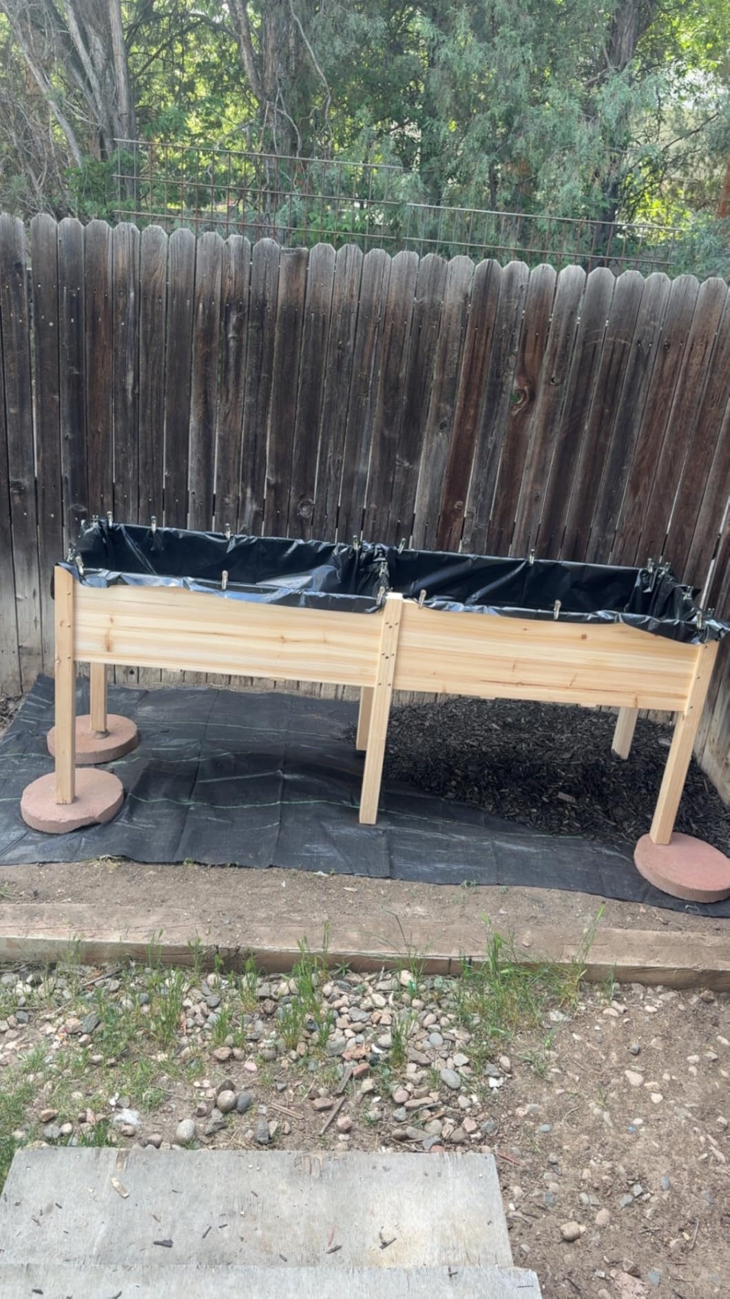 MIXC 333lbs Capacity Sturdy Wooden Raised Garden Bed Outdoors with Legs customer photo 1