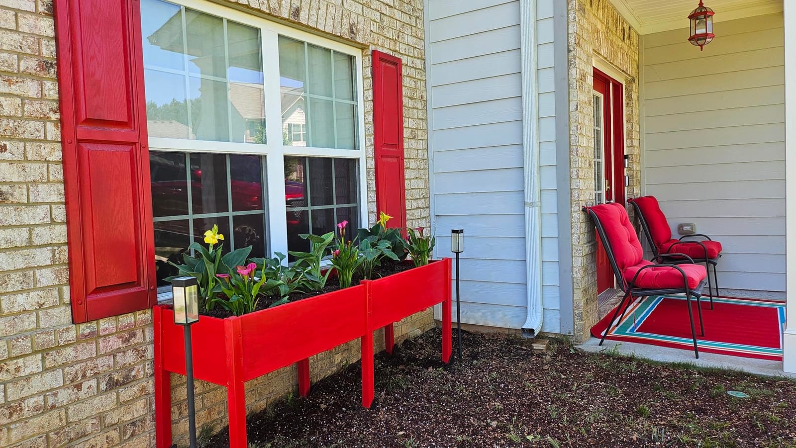 MIXC 333lbs Capacity Sturdy Wooden Raised Garden Bed Outdoors with Legs customer photo 2