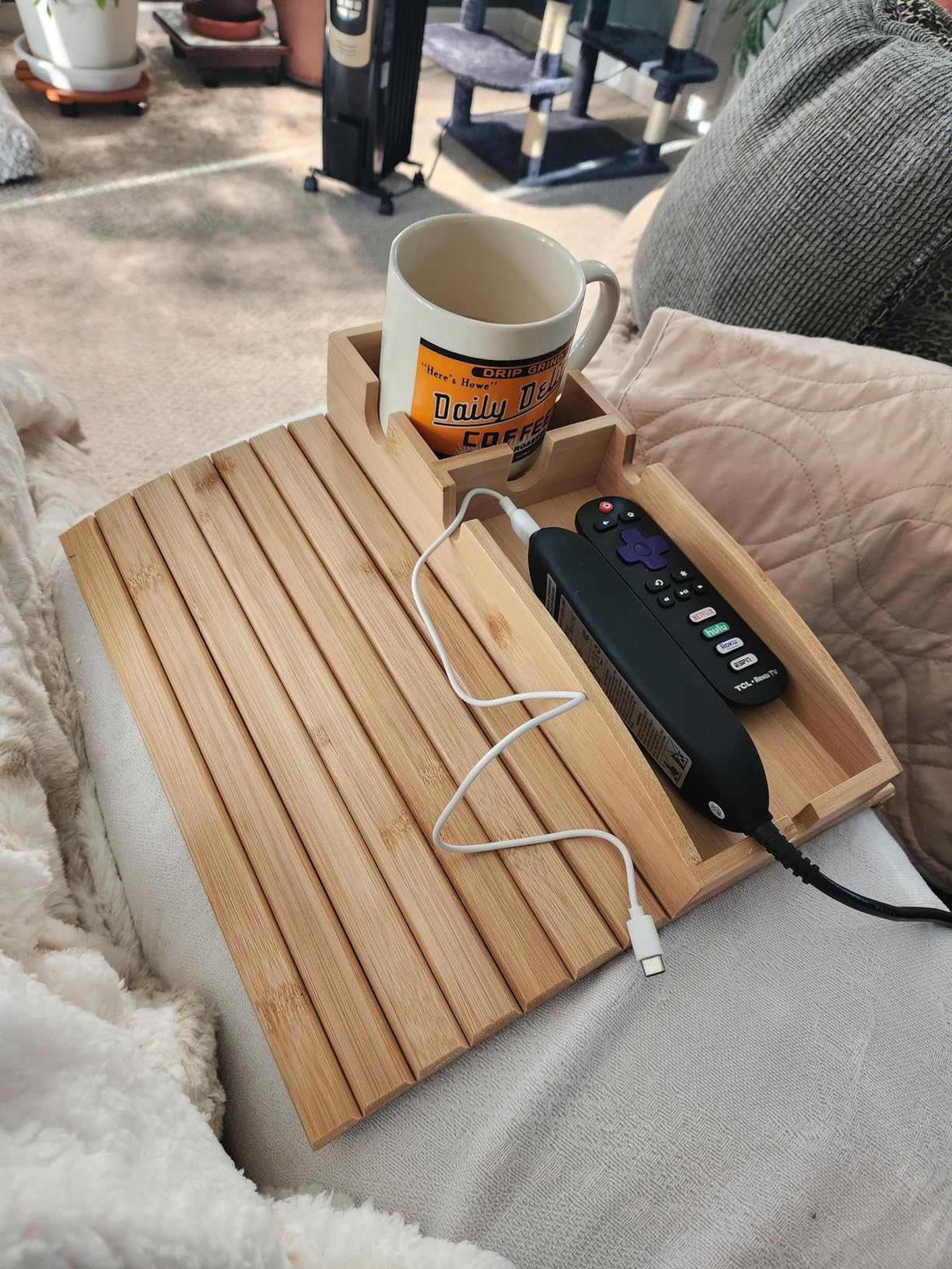 Joy&Grace Couch Cup Holder, 3-in-1 Magnetic Detachable Couch Arm Tray, Bamboo Sofa Armrest Table with Anti-Slip Pad, Sofa Armrest Tray Table (Black) customer photo 1