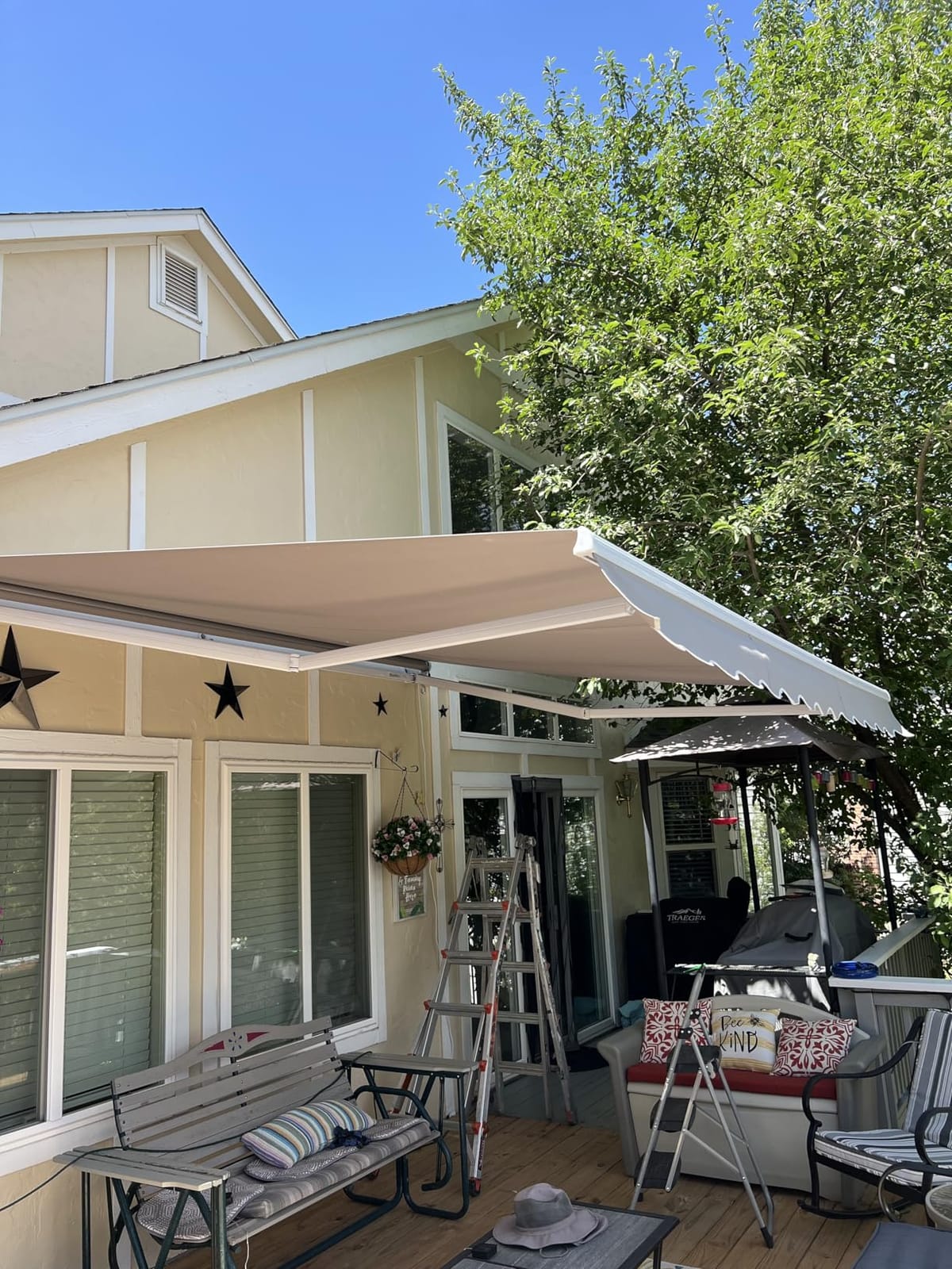 Paramondo 9.8'x8.2' Patio Awning Retractable Fully Assembled, Charcoal Grey | Motorized Sunshade Shelter Outdoor Deck Canopy Balcony Awning Cover - 100% Solution-Dyed European Acrylic Aluminum Frame customer photo 2