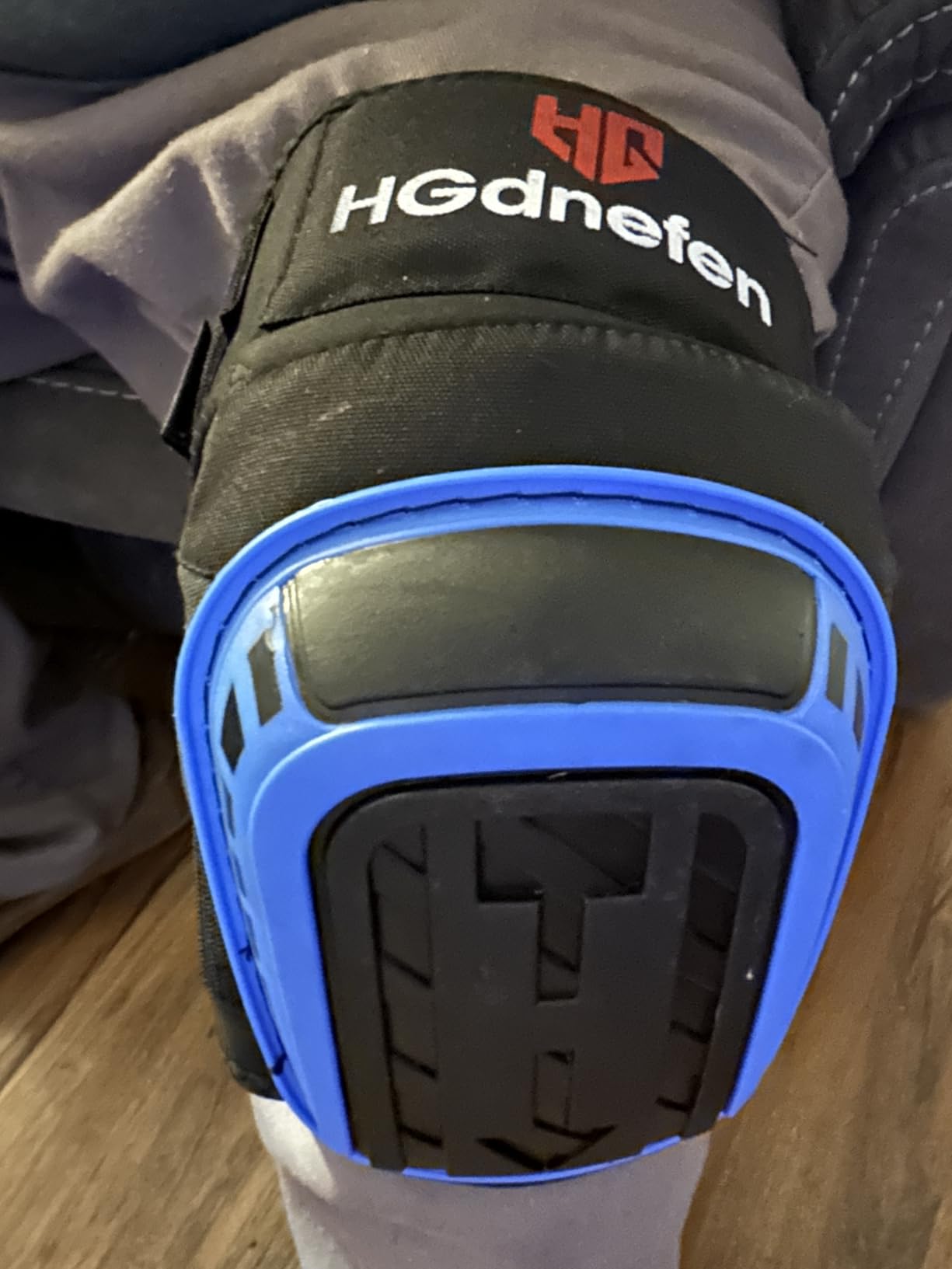 Professional Knee Pads for Work, Construction Knee Pads for Men and Women, Upgrade Thickened Foam Pads and Gel, for Roofing Gardening Cleaning Floors, Adjustable Thigh customer photo 2