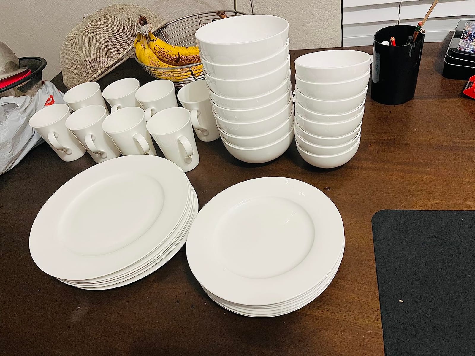 Mikasa Trellis Bone China Lightweight Chip Resistant 40 Piece Dinnerware Set, Service for 8 customer photo 1