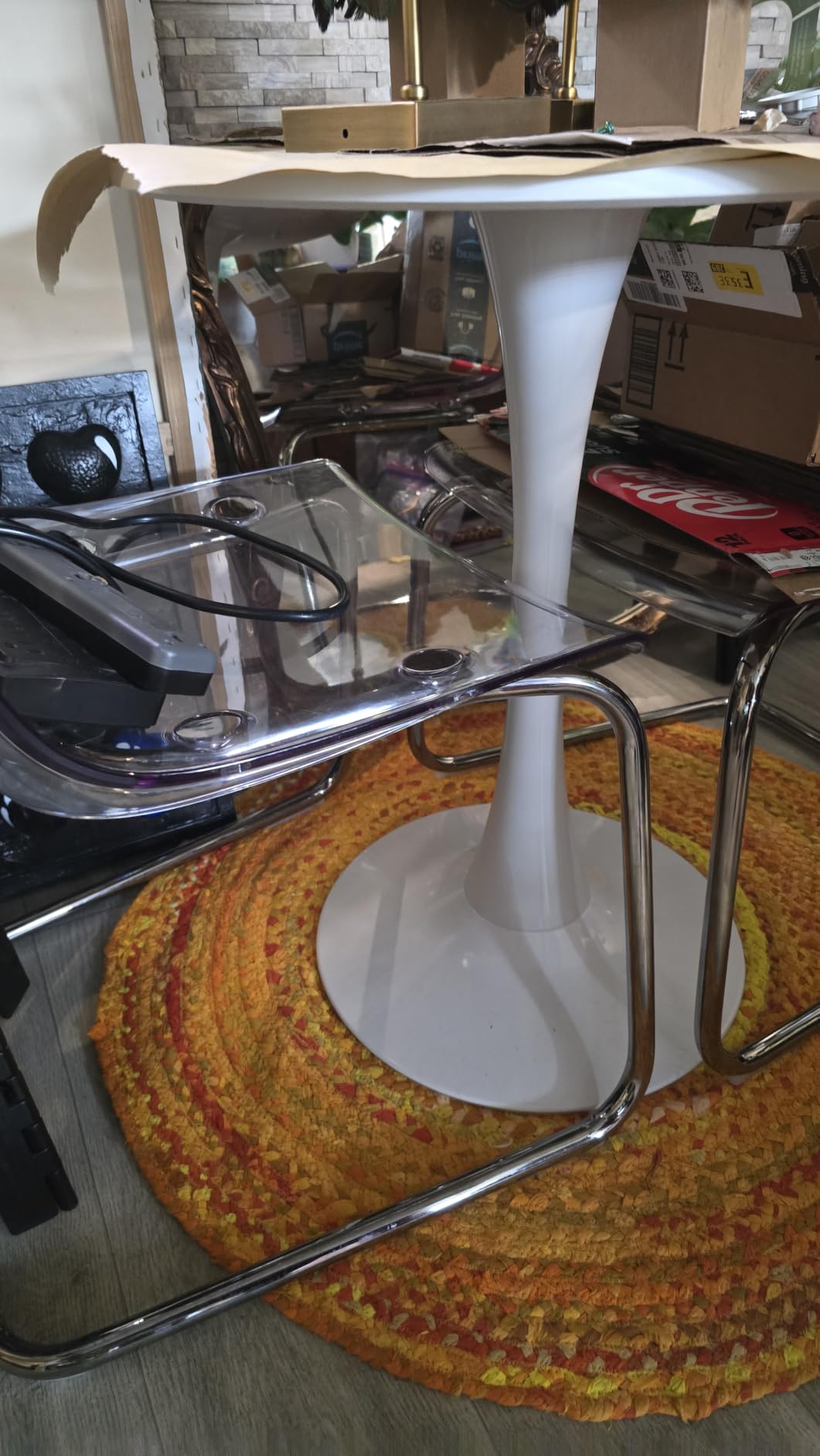 Round Dining Table, 31.5