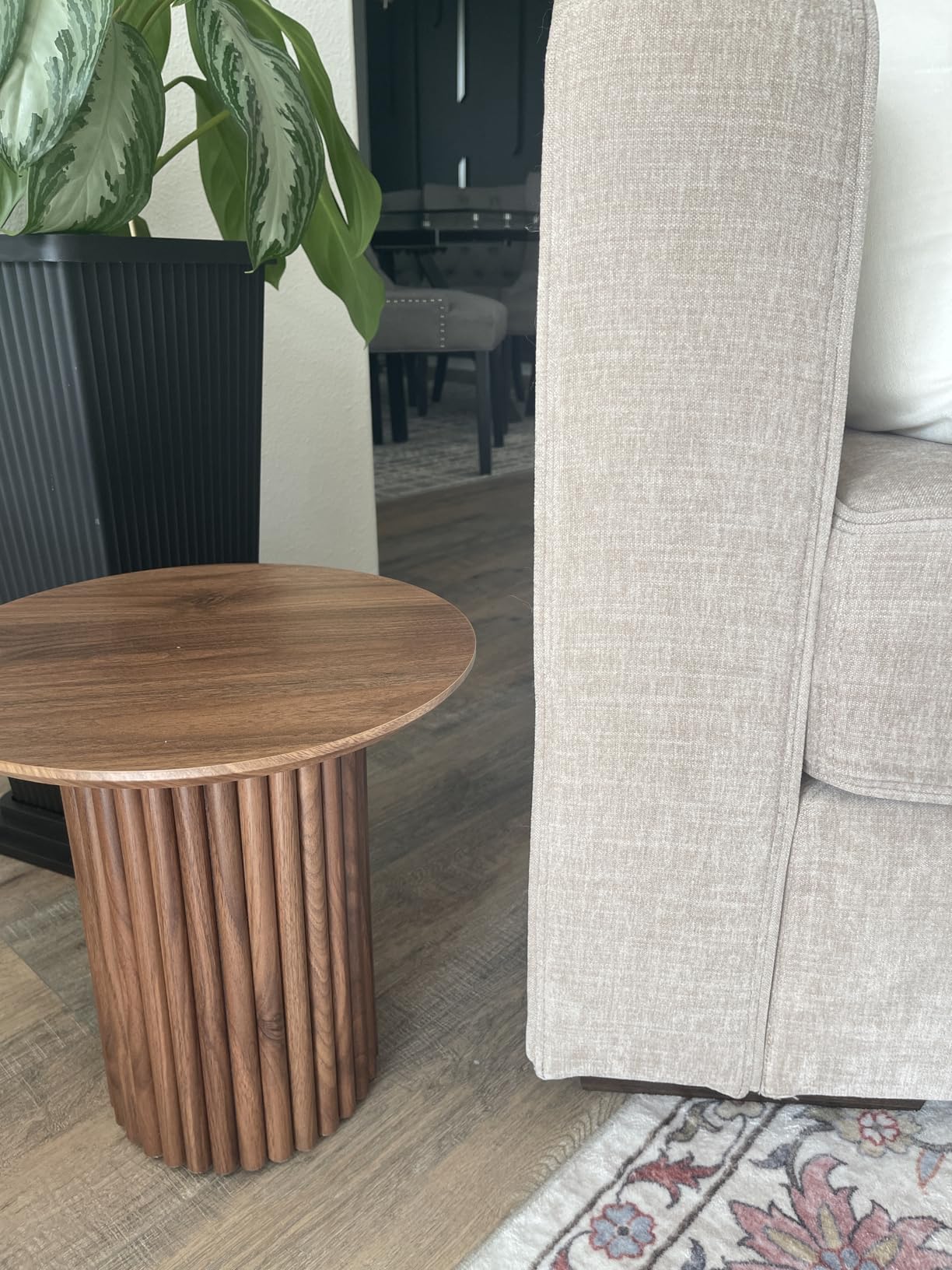 Bifins Round Nesting Coffee Table Set of 3, Mid Century Modern Fluted Coffee and End Table Set, Small Circle Wooden Side Table Drink Table for Living Room (Walnut) customer photo 1