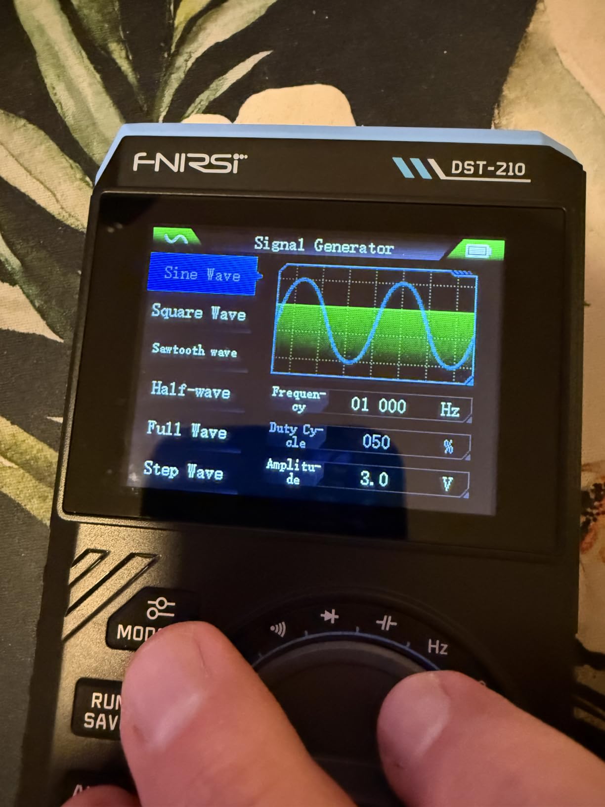 FNIRSI DST-210 3-in-1 10MHz Handheld Oscilloscope Multimeter DDS Generator | 48MS/s, 19999-Count TRMS Rechargeable Multimeter, Auto-Ranging AC/DC Voltage/Current, Resistance for Automotive & Electronics customer photo 1