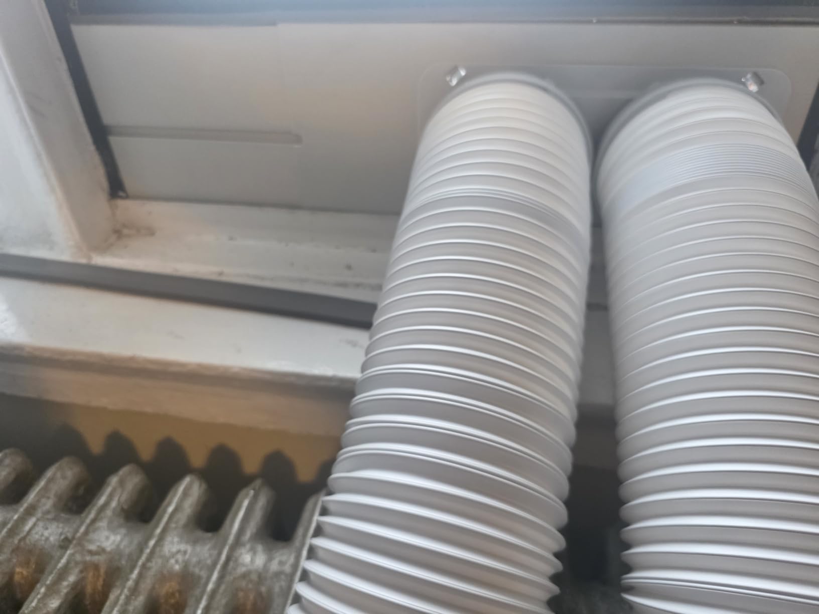 Hisense 8,000 BTU DOE/SACC (10,000 ASHRAE) Portable Air Conditioner Dual Hose & Inverter, 350 Sq Ft, Wi-Fi, ConnectLife App Google & Alexa, 3 operating modes, Noise 42 dB HAP0825TWD (Renewed) customer photo 2
