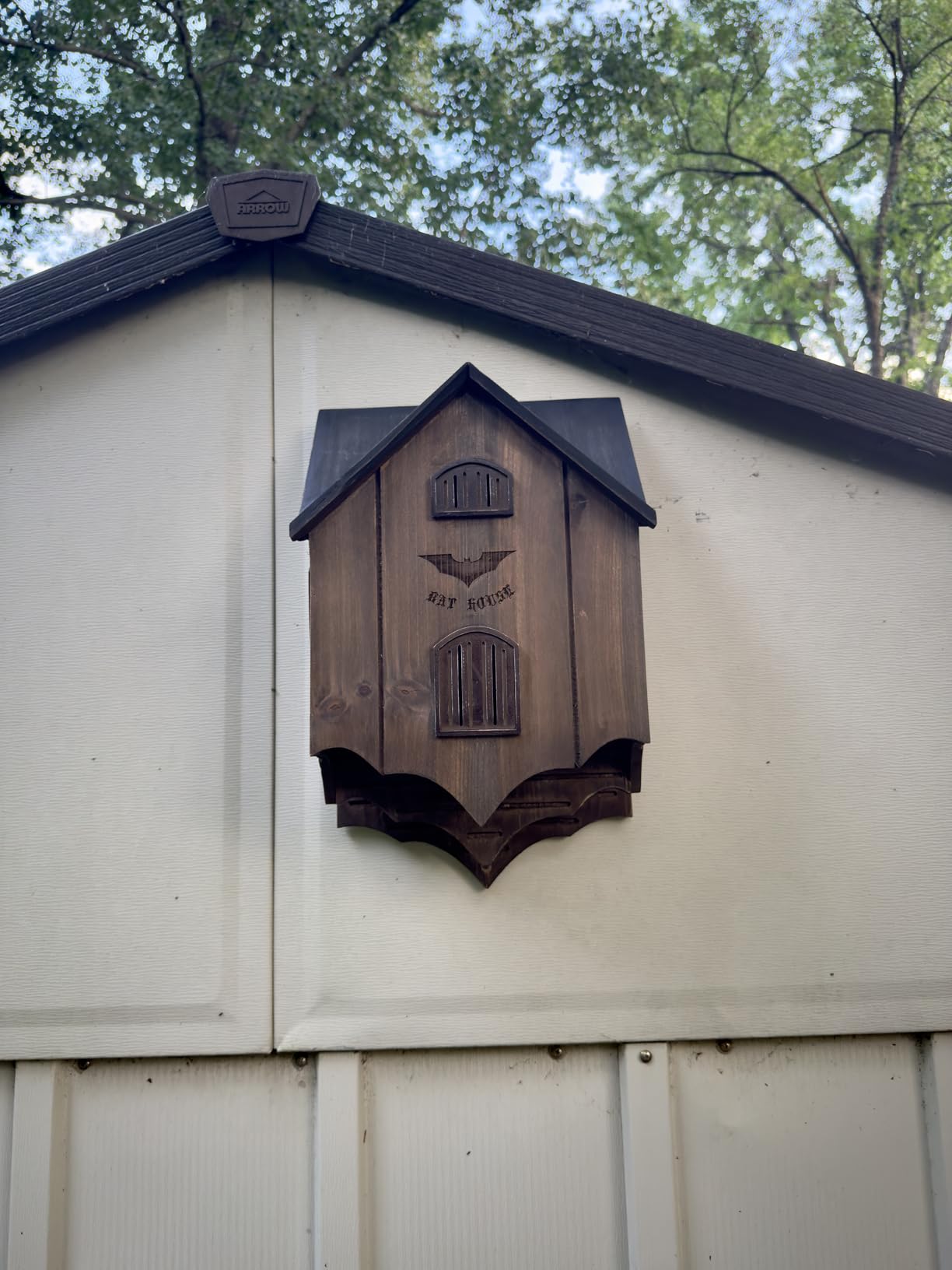 Bat House for Outdoors, Large Double Chamber, 100-Capacity | Bat Box for Backyard, Weather-Resistant, Easy to Hang, Black Brown customer photo 1