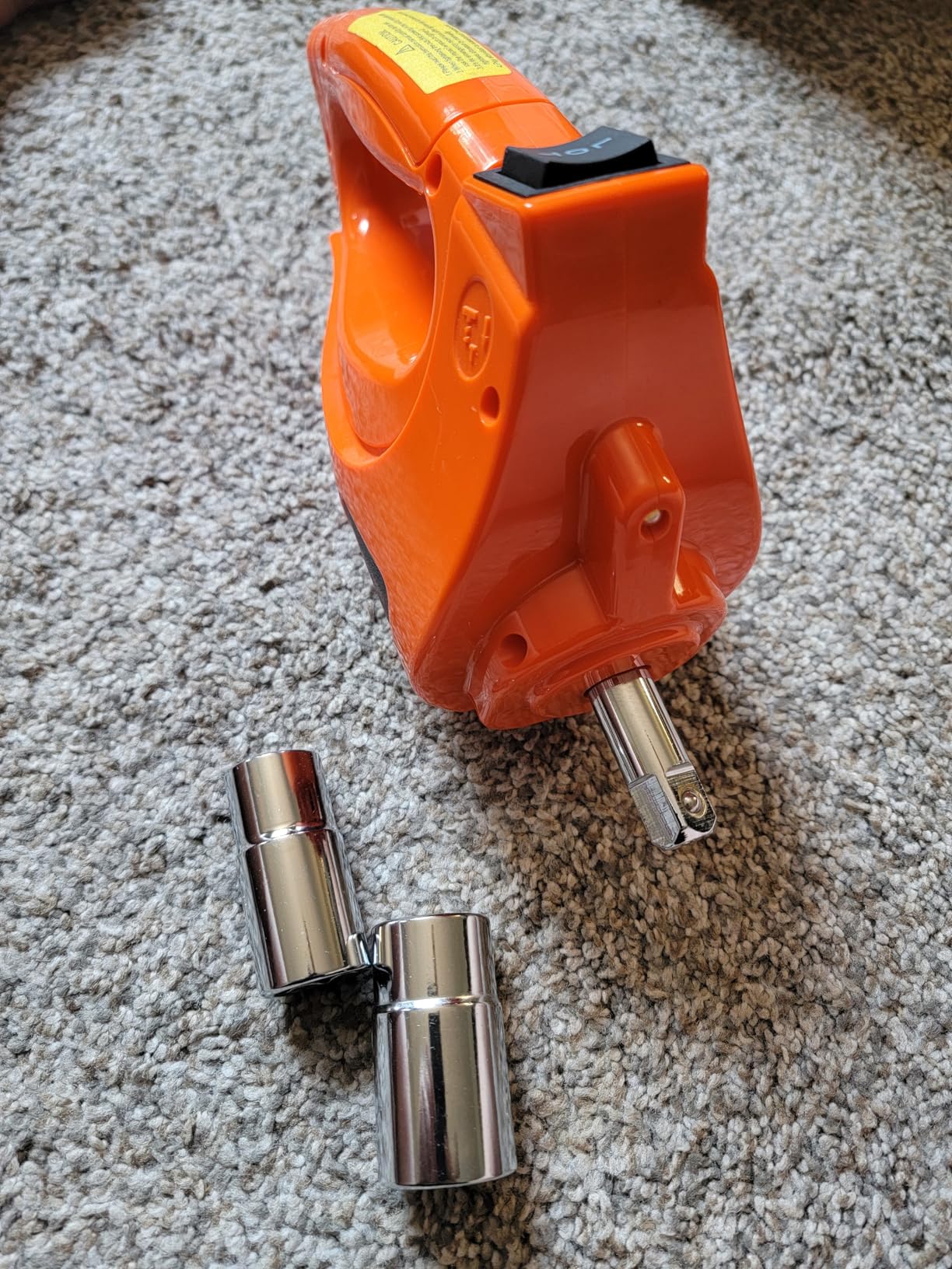 Electric Car Jack Kit 5 Ton 12V Floor Jack Portable Hydraulic Car Jack with Impact Wrench and Tire Inflator Pump for SUV Sedans Tire Change with LED Light, Lifting Height 6 to 17.7 Inch customer photo 1