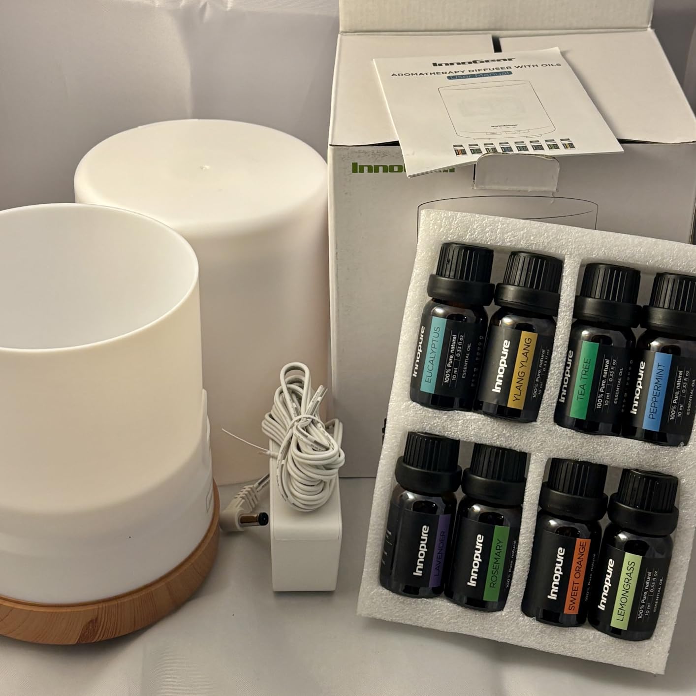 InnoGear Aromatherapy Diffuser & 8 Essential Oils Set, 300ml Premium 5-in-1 Ultrasonic Essential Oil Diffusers Scent Humidifier Aroma Diffuser Vaporizer Auto-Off Timer for Room Office Home customer photo 1