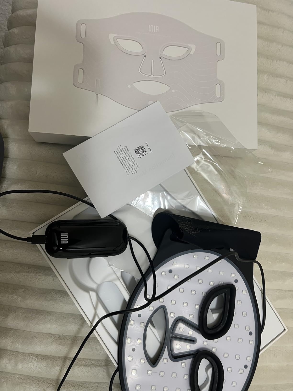 INIA Red Light Therapy Mask for Face, 850nm NIR, Red/Blue LED Light 4 Modes customer photo 1