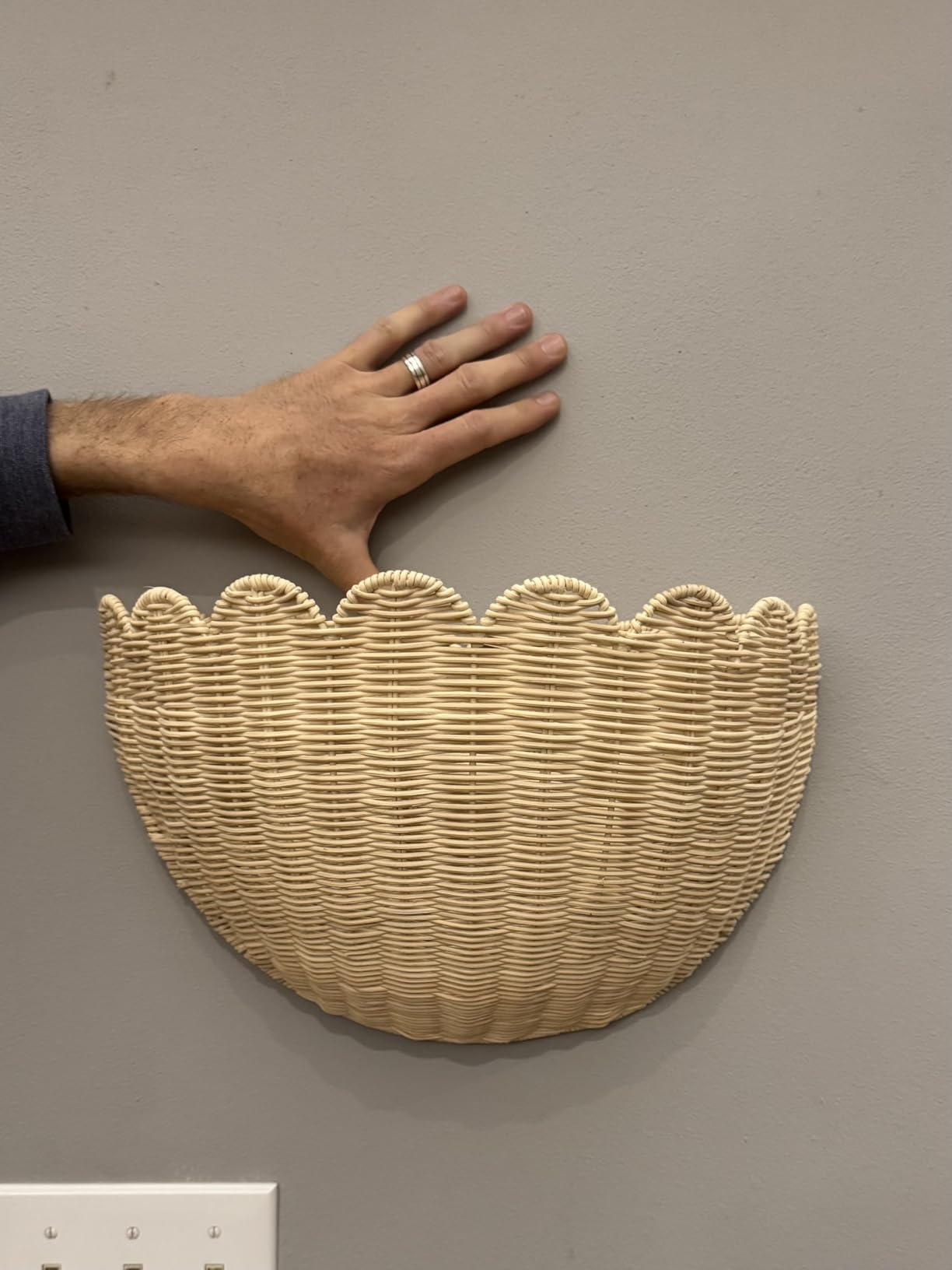 Scalloped Wall Basket, 2pcs Hand Woven Hanging Wicker Wall Baskets Set, Scalloped Rattan Wall Storage & Decor for Home, Bathroom, Kitchen, Living Room (16 x 12 x 7 & 14 x 8 x 6 Inch) customer photo 2
