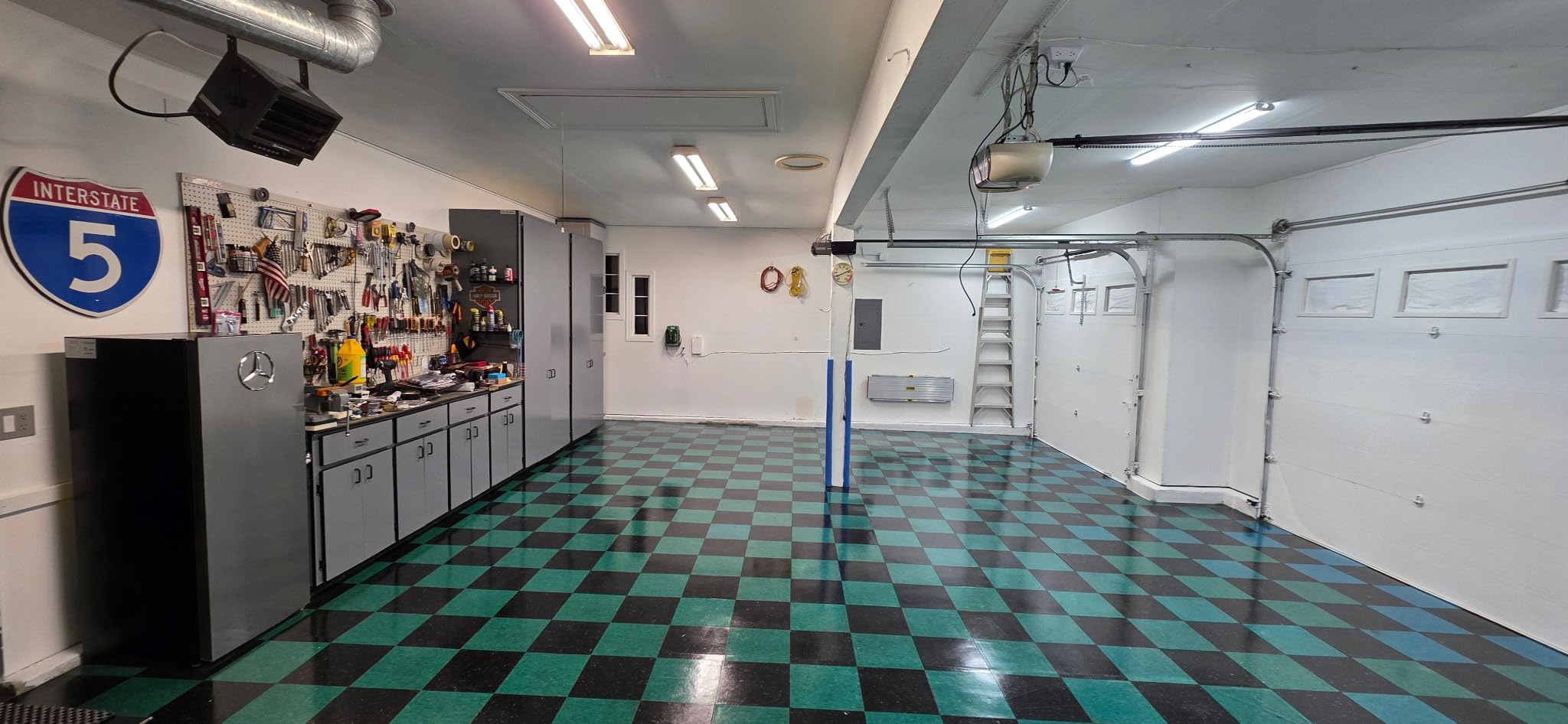 WORKPRO 700W Airless Paint Sprayer, 2900PSI High Efficiency, Thinning-Free Paint Sprayer with 12'' Extension Rod, Adjustable Pressure Control for Home Interior, Exterior Fence & Ceilings customer photo 1