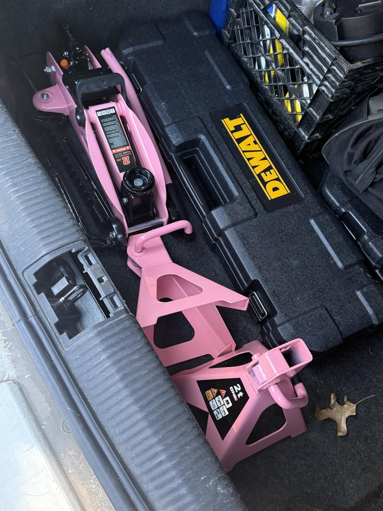 PM PERFORMOTOR Low Profile Hydraulic Trolley Service/Floor Jack Combo with 2 Ratchet Jack Stands, 2 Ton (4000 lbs) Capacity, Blue, PM-TOL-FJ3P-BL customer photo 2