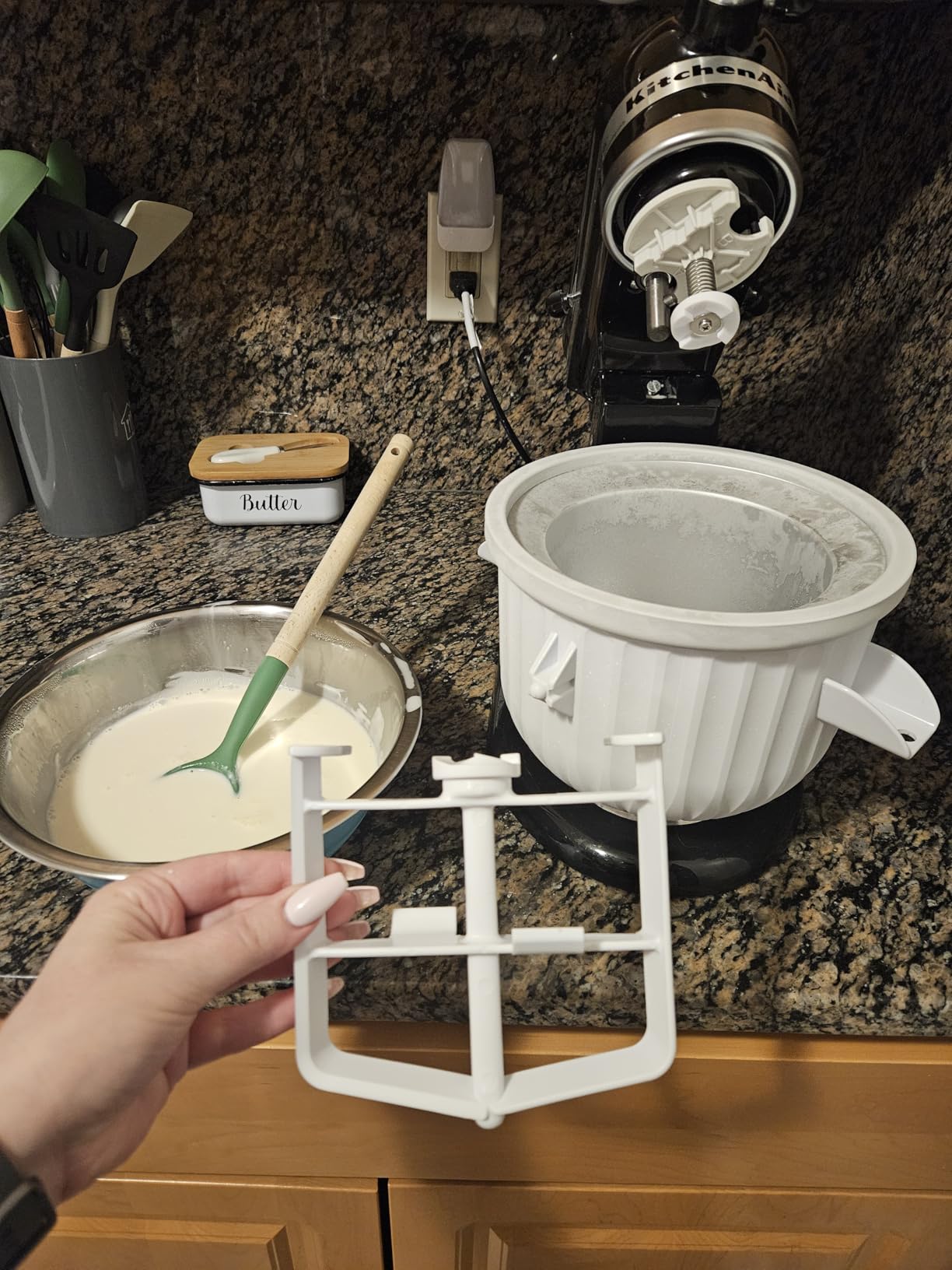 COFUN Ice Cream Maker Attachment for KitchenAid Stand Mixer | Compatible with 4.5/5Qt & Larger KitchenAid Stand Mixer, 2 Quart Frozen Ice Cream Bowl, Yogurt & Sorbet Gelato, White customer photo 2