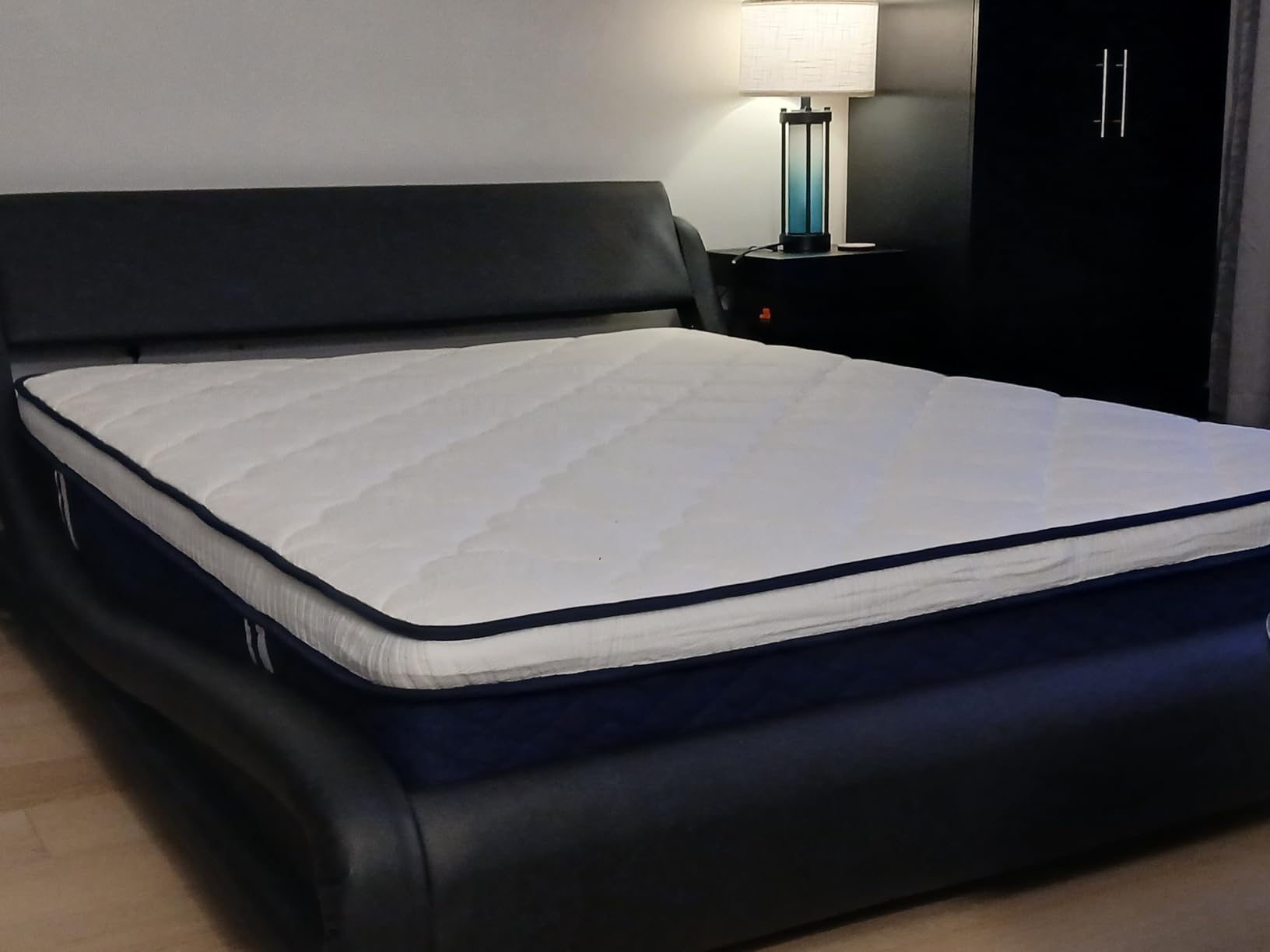 Medium Firm Queen Mattress 14 Inch - Hotel Collection Hybrid Mattress with 7-Zone Support for Spinal Alignment, Extra Back & Hip Support, Fiberglass-Free, CertiPUR-US Certified, 365-Night Trial customer photo 1
