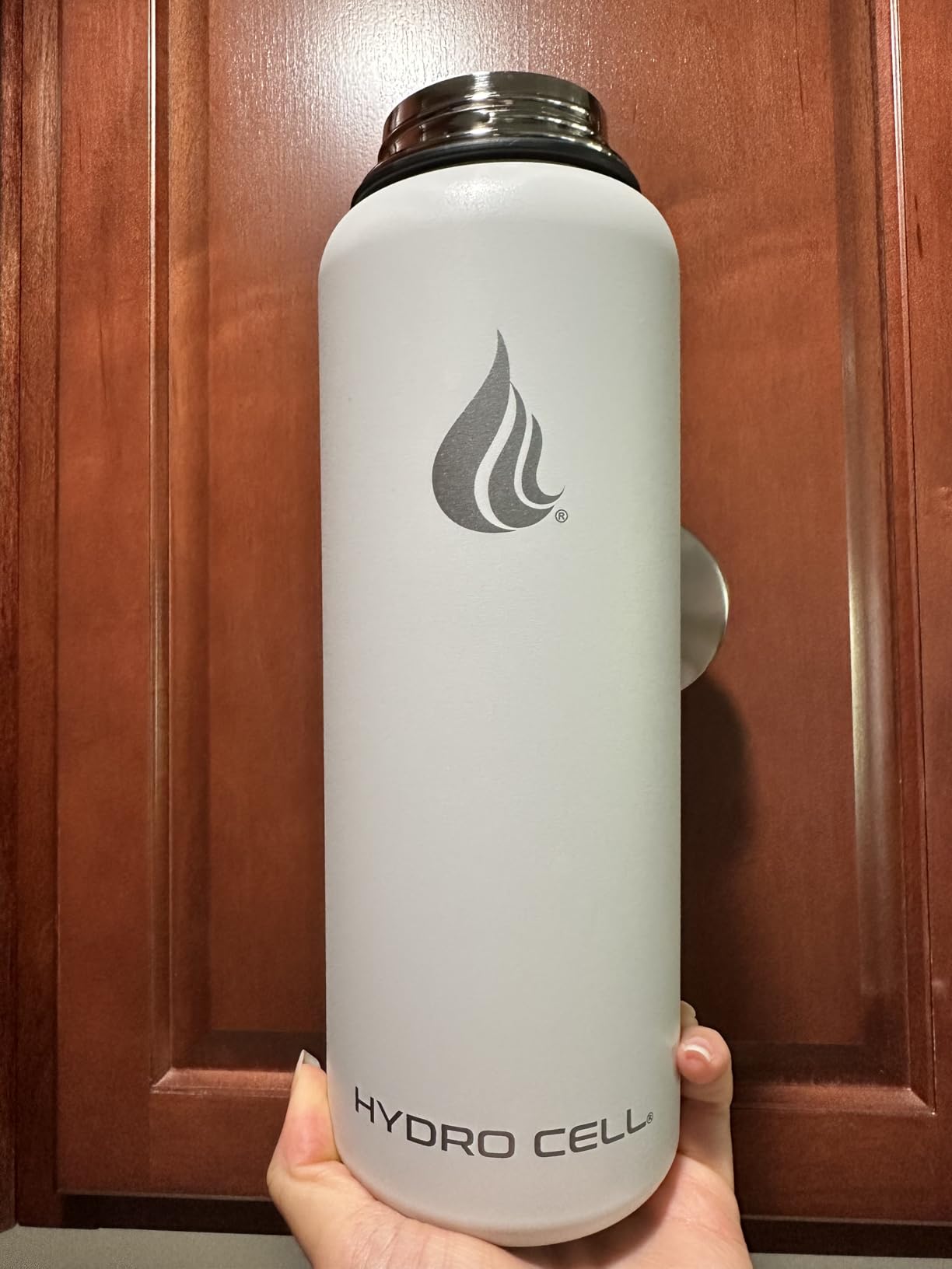 HYDRO CELL Stainless Steel Insulated Water Bottle with Straw - For Cold & Hot Drinks - Metal Vacuum Flask with Screw Cap and Modern Leakproof Sport Thermos for Adults (Peach 24oz) customer photo 2