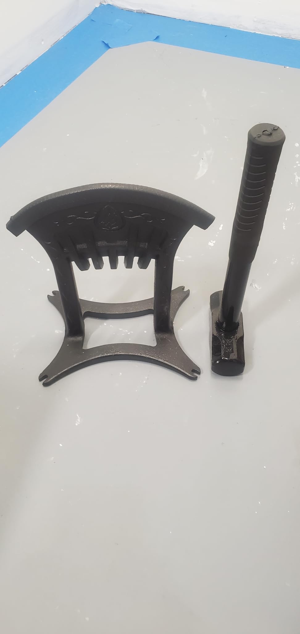 Cast Iron Splitter with Sledge Hammer - Manual Kindling Splitter Tool for Firewood customer photo 1