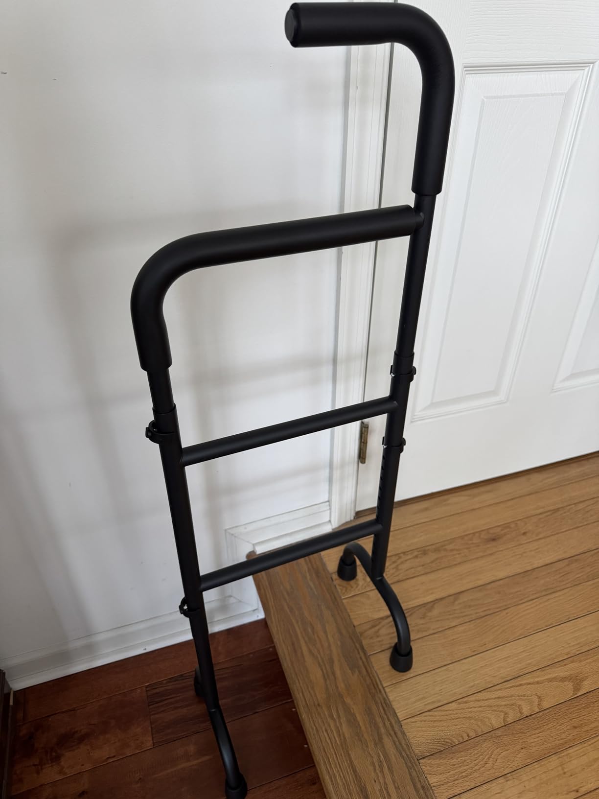 20-Level Adjustable Stair Climbing Assist Cane | For Seniors & Post-Surgery Recovery, Sturdy & Lightweight, Provides Additional Support customer photo 1