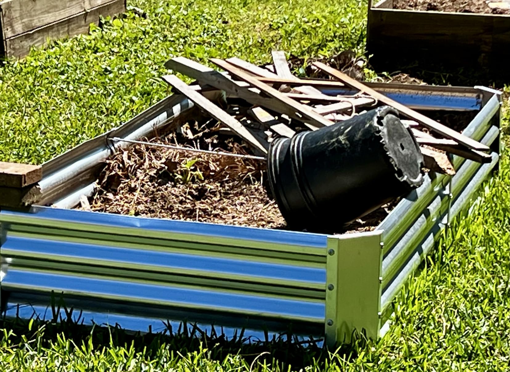 Land Guard 3 Pack 8×4×1ft Galvanized Metal Raised Garden Bed, Metal Planter Kit Box Outdoor for Deep-Rooted Vegetables, Flowers, Green and Herbs, Silver customer photo 1
