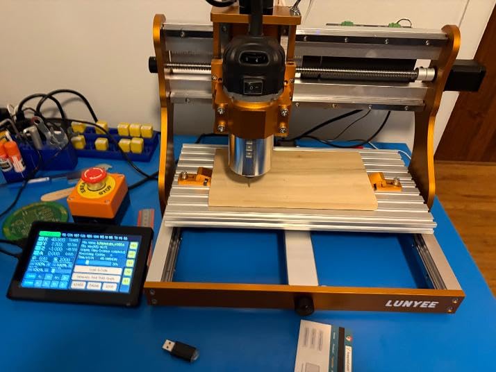LUNYEE 3020 Nova CNC Router Machine, All-Metal XYZ Axis Linear Guides and Ball Screw with 800W Trimmer Router, Suitable for Cutting Aluminum, Brass, Wood, Acrylic, MDF, and Plastics customer photo 2