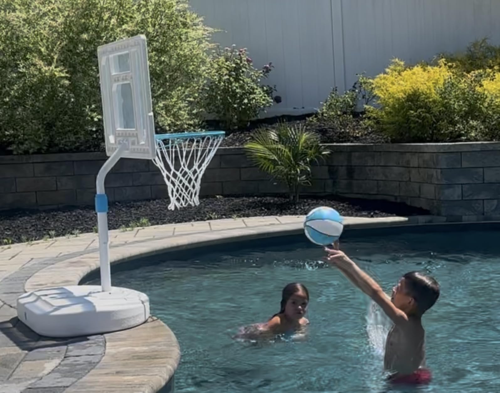 Stainless Steel Pool Basketball Hoop Poolside, Adjustable Swimming Pool Basketball Goal with 32 Inch Shatterproof Backboard, Poolside Water Basketball Hoop, 2 Balls & Pump Included (32in Pool Hoop) customer photo 2
