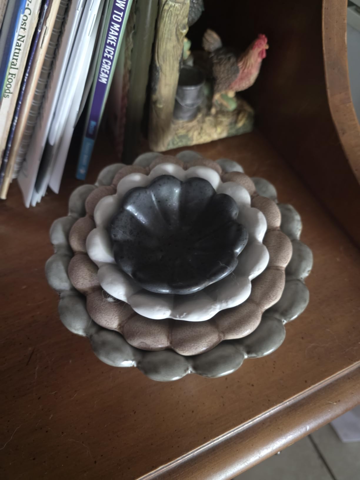 Creative Co-Op 4-Piece Stoneware Reactive Glaze Flower Shaped Bowl Set, Multicolor customer photo 2