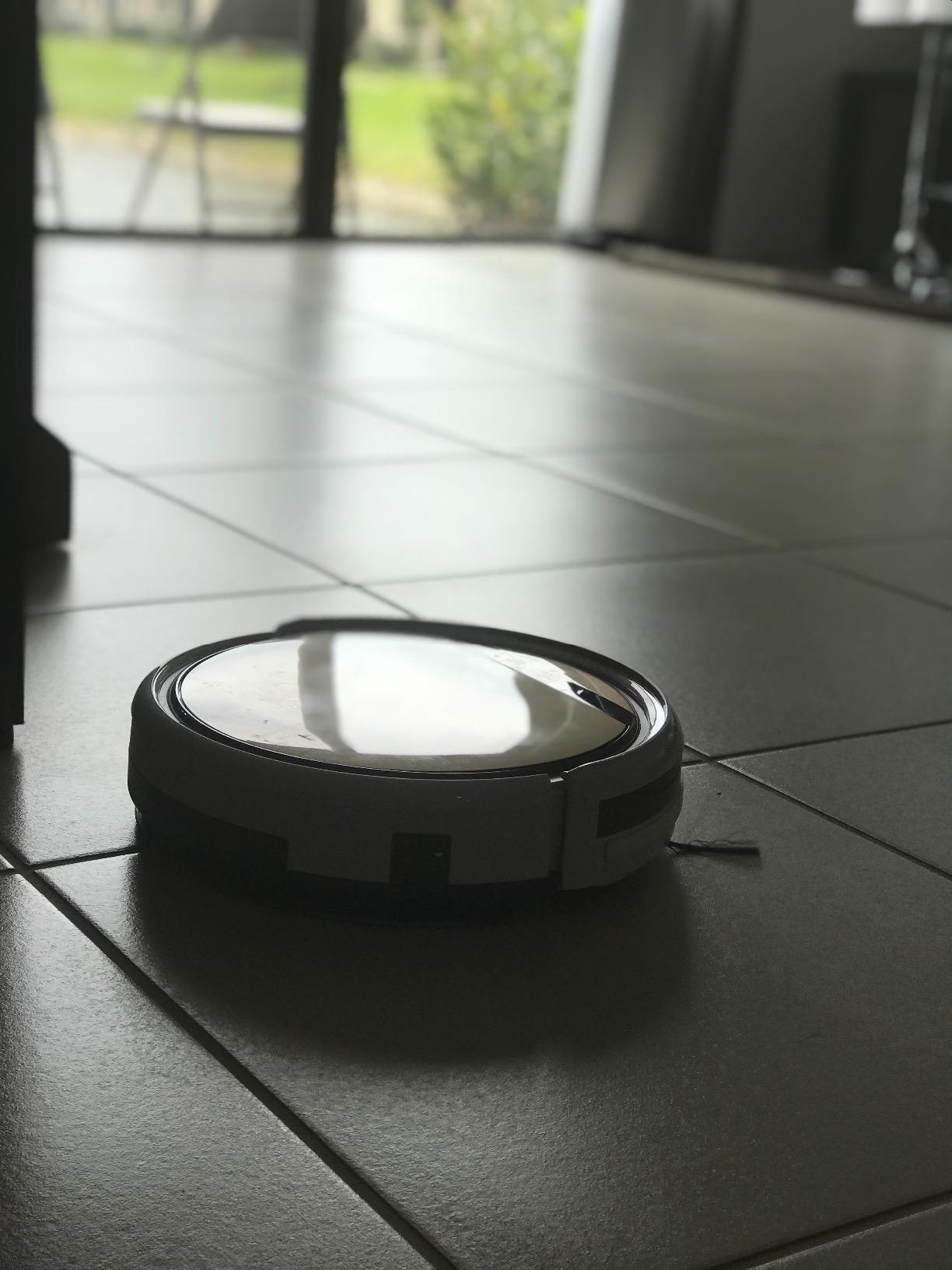 ILIFE V5s Max Robot Vacuum, 4000Pa Max Strong Suction | 2.4G WiFi/App/Alexa/Remote Control, Self-Charging Robotic Vacuum Cleaner, for Hard Floors Carpets and Pet Hair customer photo 1