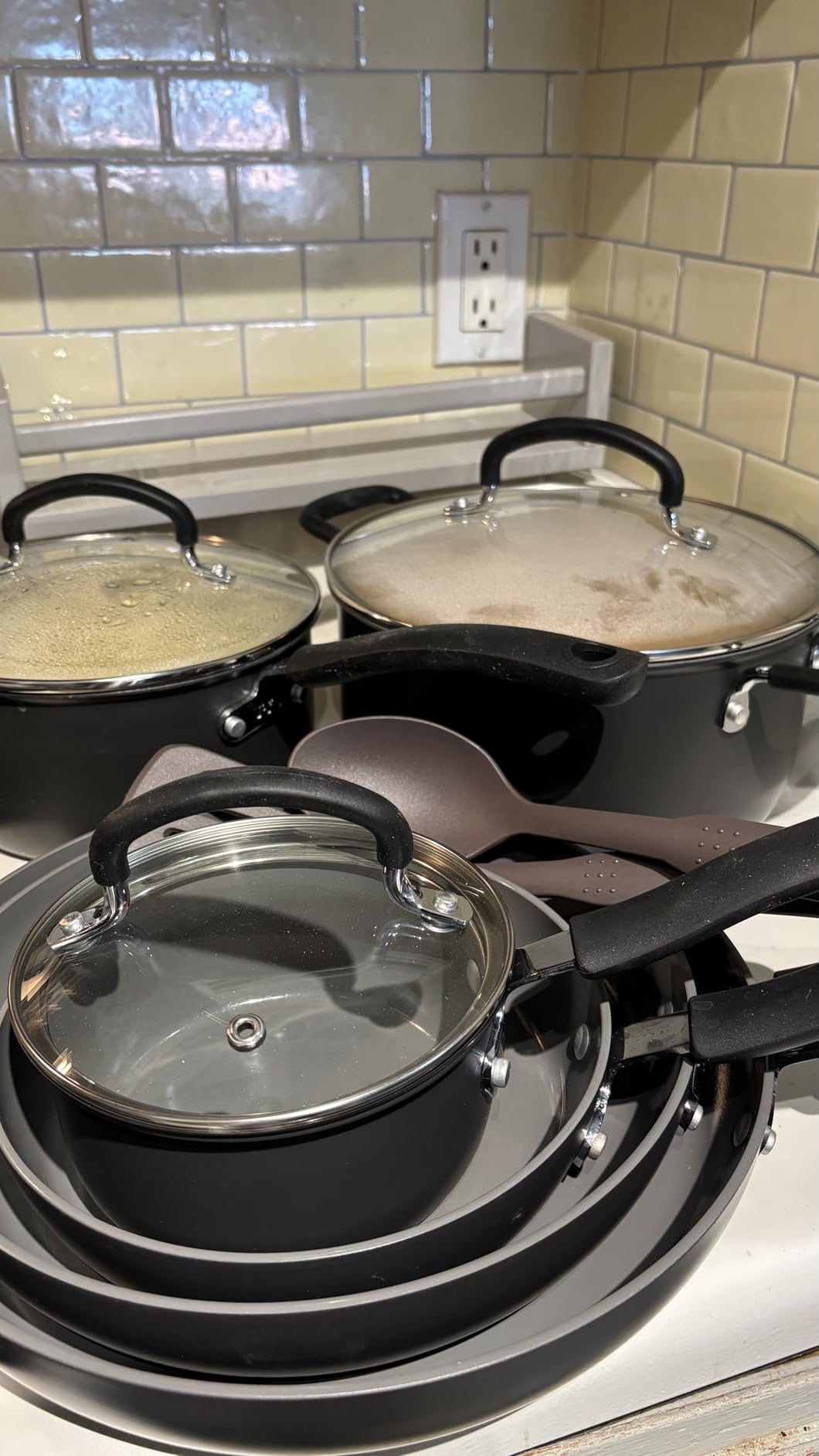 T-Fal Ultimate Hard Anodized 12-Piece Ceramic Nonstick Cookware Set, Oven Safe Up to 400F, Ceramic Pots and Pans Set, Frying Pans, Saucepan, Stockpot, Cooking Utensils, Stone customer photo 1