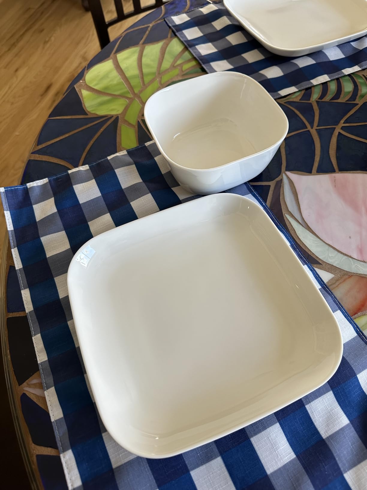 Lenox Studio 1414 Scallop Bone China 16-Piece Dinnerware Set for 4 customer photo 2