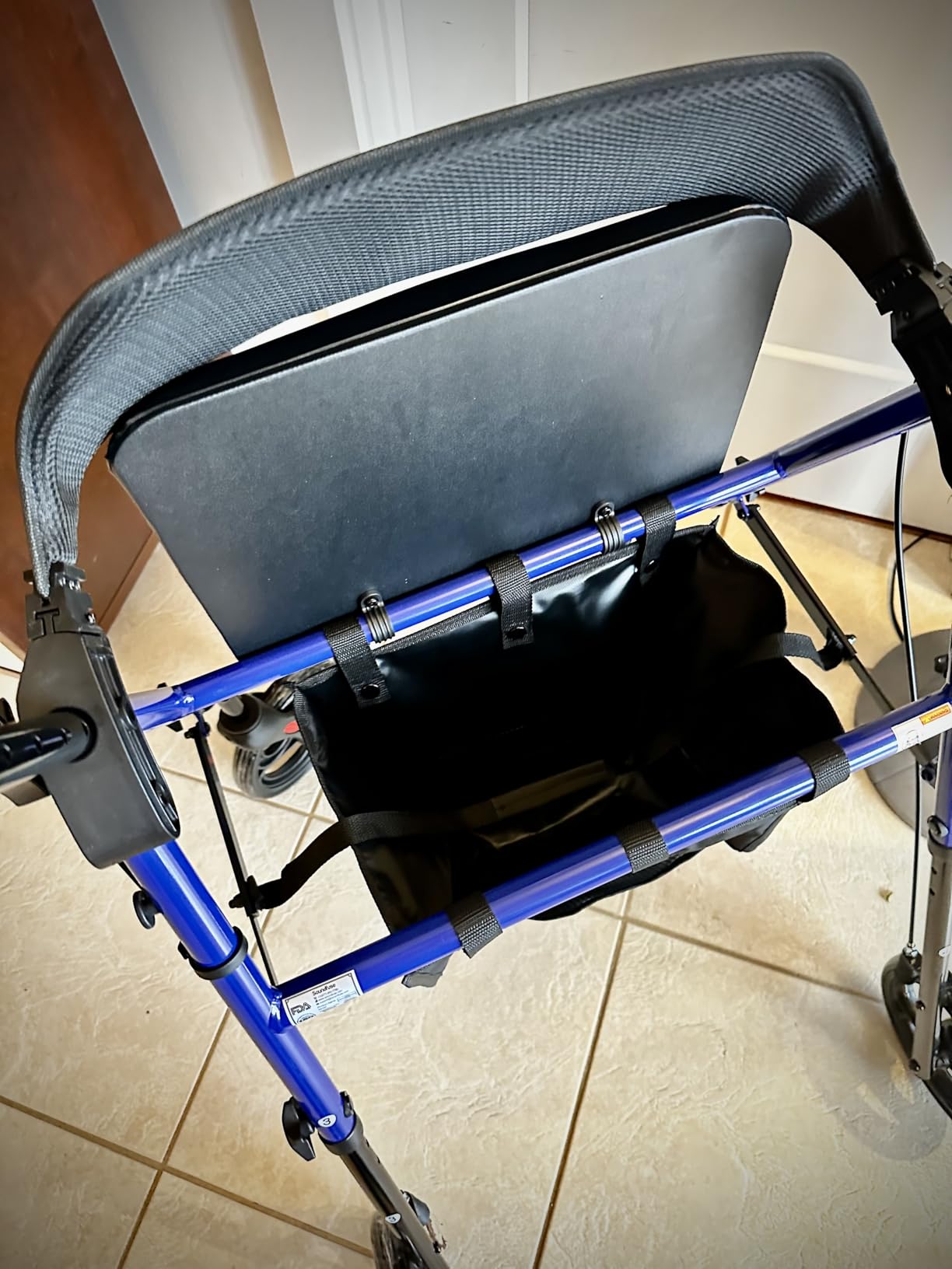 soundfuse Foldable Rollator Walkers for Seniors with 16