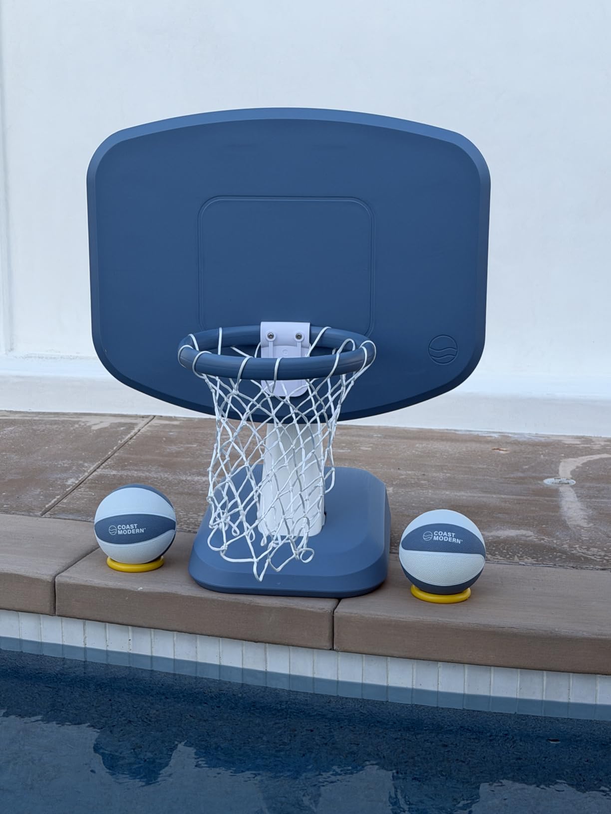 Coast Modern Poolside Basketball Hoop - Premium Outdoor Pool Basketball Hoop with 2 Water Basketballs and Ball Pump customer photo 1