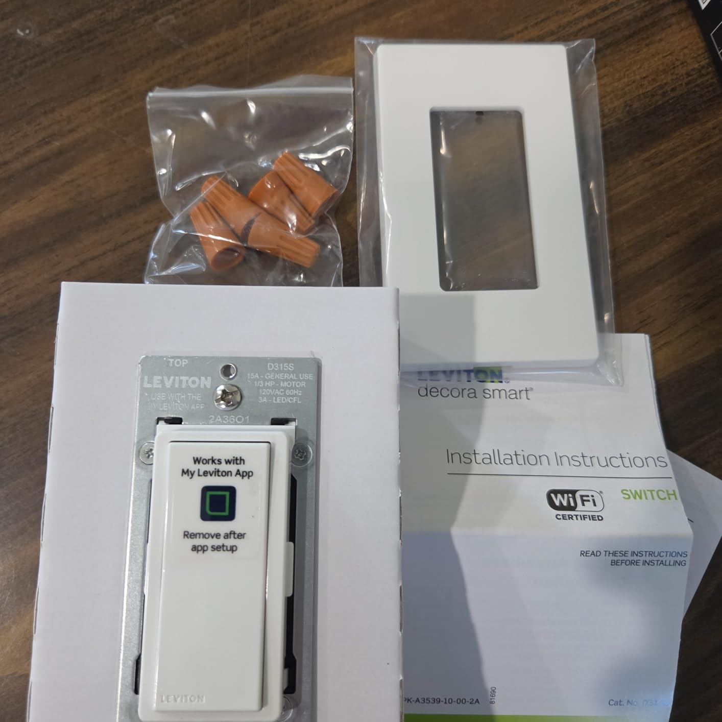 Leviton Decora Smart Switch, Wi-Fi, Works with Matter, Alexa, Google Assistant, Apple Home/Siri & Wired or Wirefree 3-Way, Neutral Wire Required, D315S-1RW, White customer photo 1