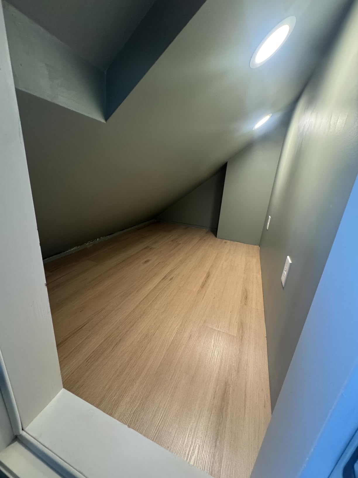 Peel and Stick Floor Tile 54 Sq.Ft (36-Pack) - Self-Adhesive Vinyl Plank Flooring, 6