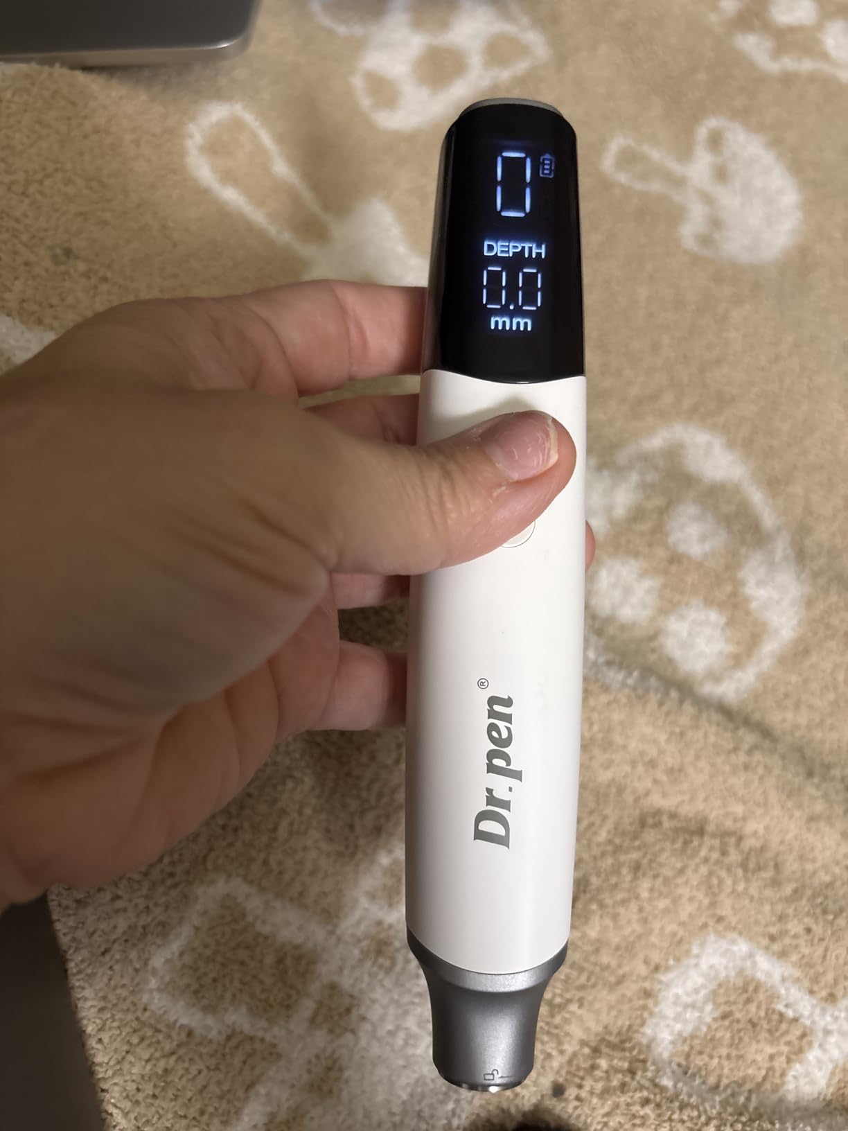 Dr.pen M9 Microneedling Pen for Home Use customer photo 2
