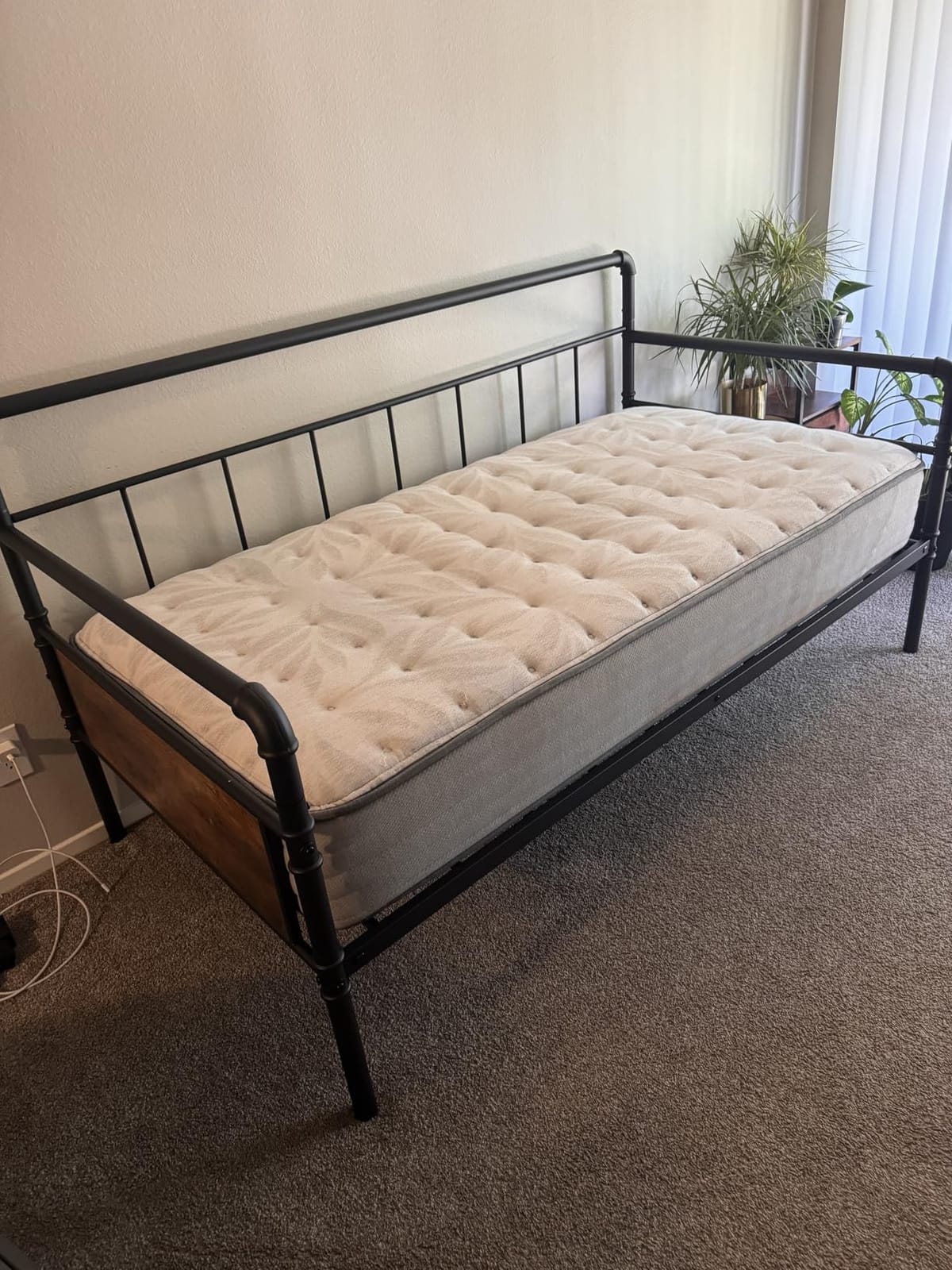 IDEALHOUSE Twin Pop Up Trundle Bed, Lifts Up to Daybed Height | Roll-Out Trundle with 6 Lockable Casters, Folding Legs, Daybed-compatible or Solo Use, Heavy Duty Steel Slats, Black customer photo 2