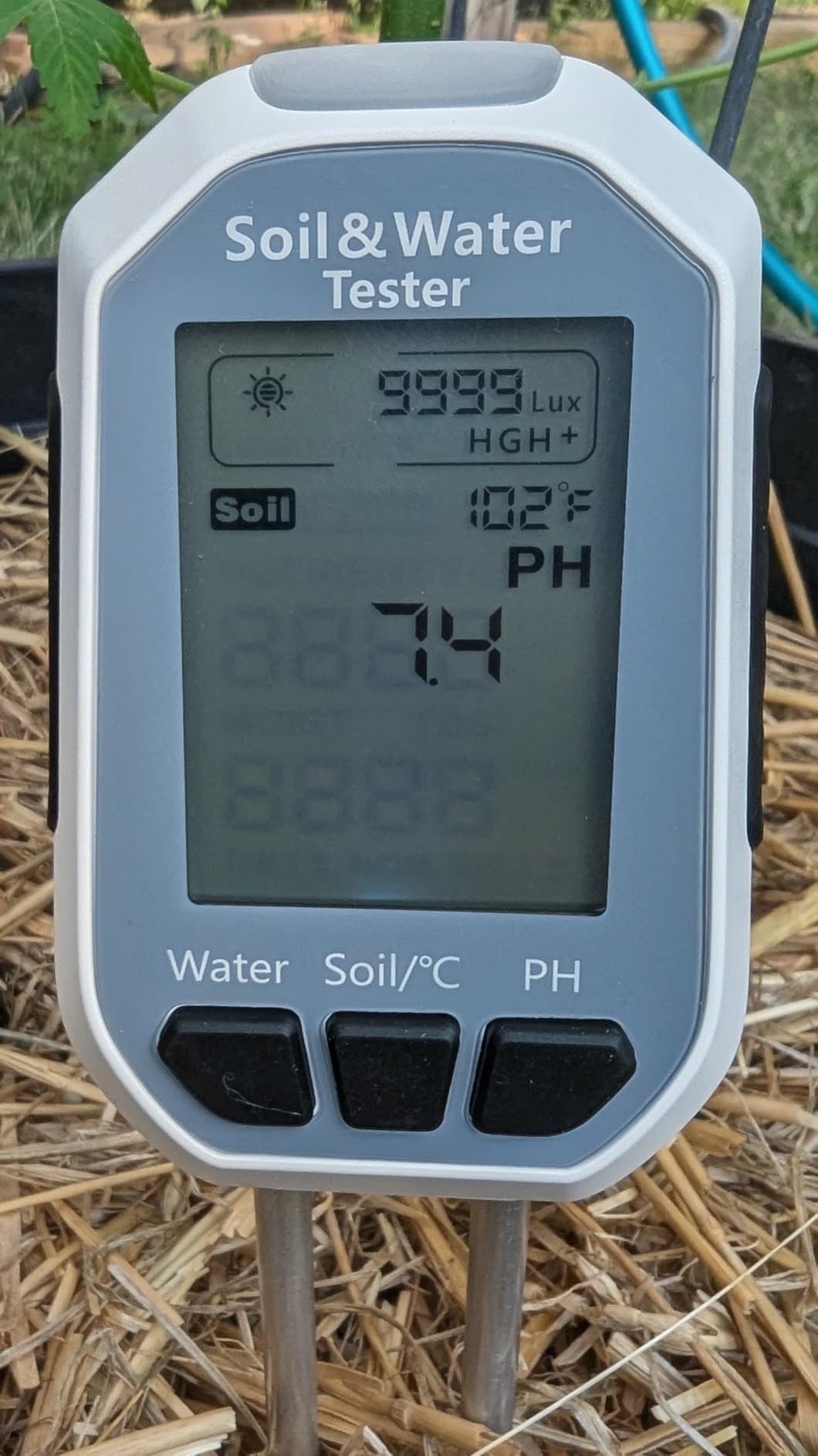 Moisture Meter for Plants, 7-in-1 Digital Soil Tester Kit with Backlit LCD - Measures pH, EC, TDS, Fertility, Temp, Moisture & Sunlight, Garden Tools for Indoor & Outdoor customer photo 2