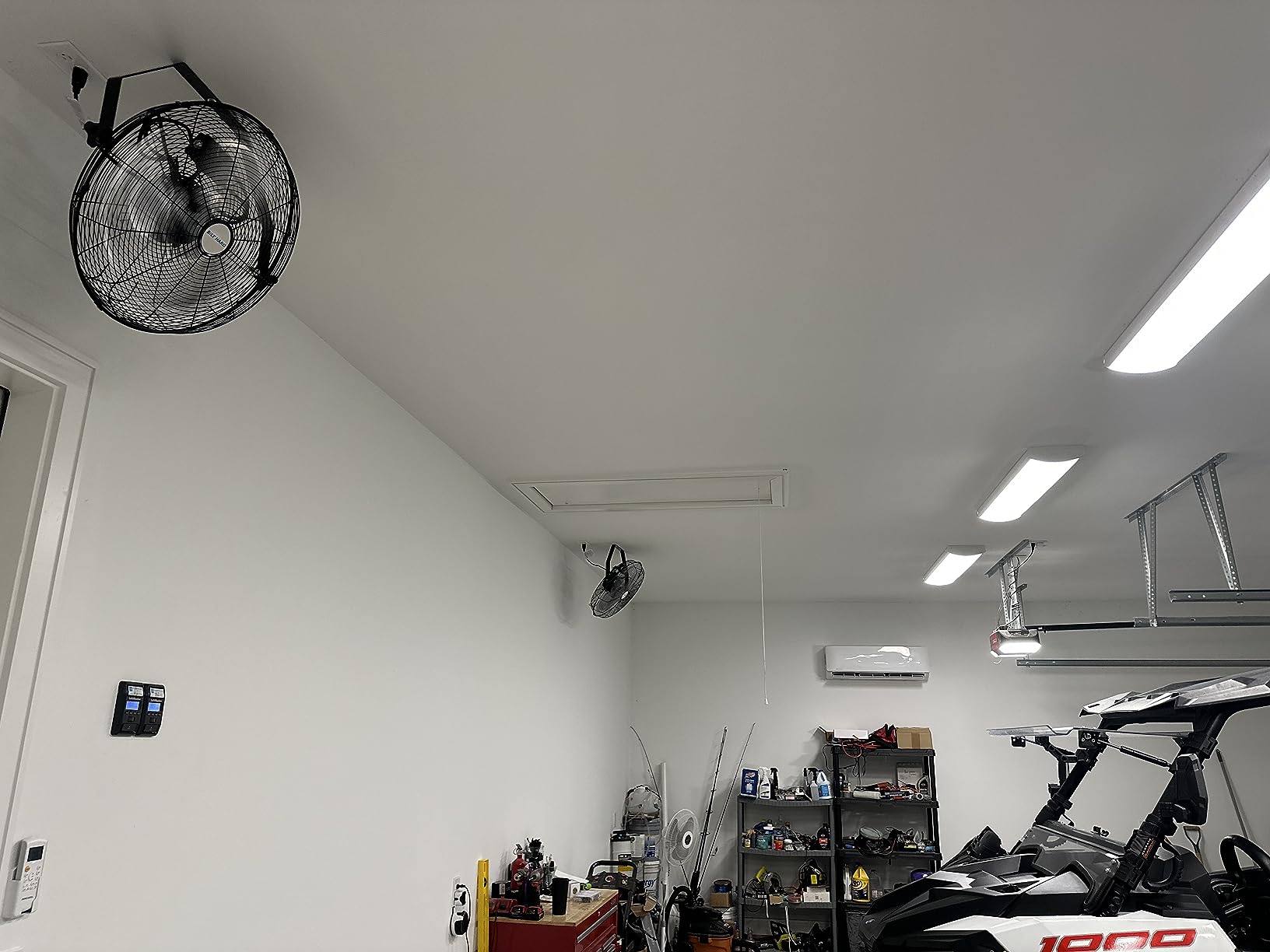 BILT HARD 24in. 6500 CFM High Velocity Wall Mounted Fan, 3-Speed Heavy Duty Shop Fan, Industrial Oscillating Fan for Commercial, Garage, Factory, Warehouse and Jobsite Use customer photo 2