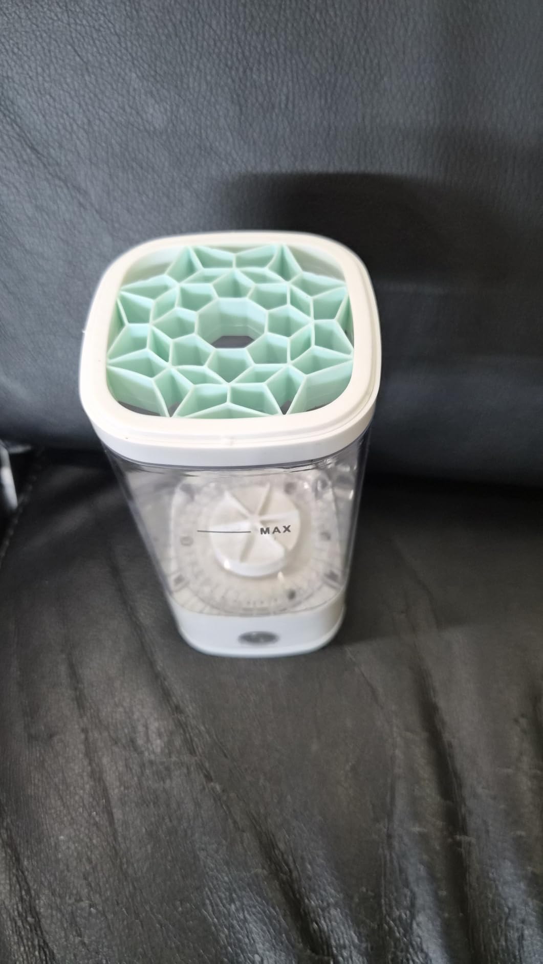 Electric Makeup Brush Cleaner Machine, Multi-Functional Cosmetic Brush Cleaner with Dryer Holder, Portable Automatic Makeup Brush Cleaning Tool Type-C Charging customer photo 1