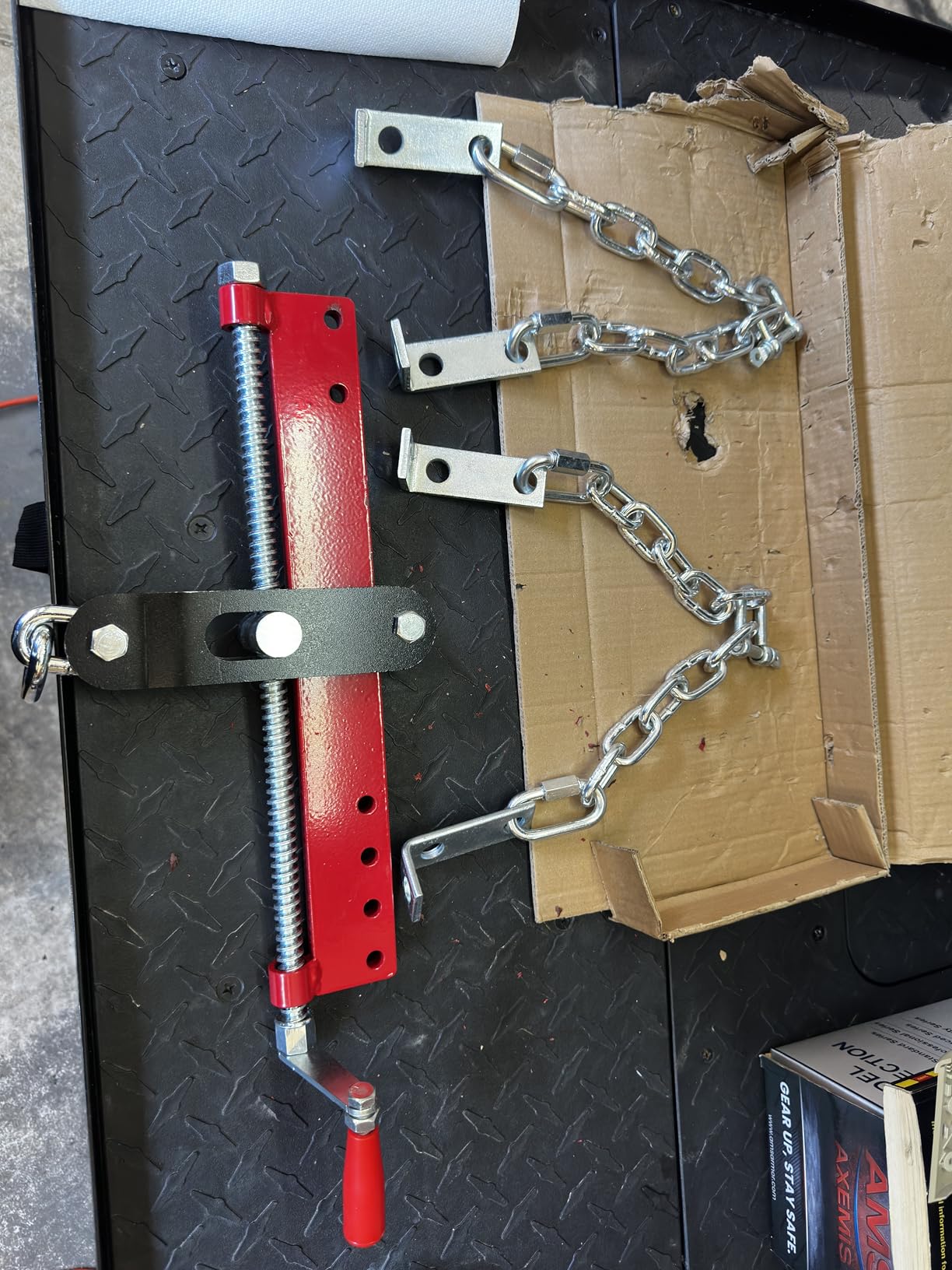 Garvee 2 Ton Engine Hoist, Hydraulic Cherry Picker Engine Crane, Black | Heavy Duty, Folding Shop Crane, 6 Casters, Engine Lift for Garage, Workshop customer photo 1