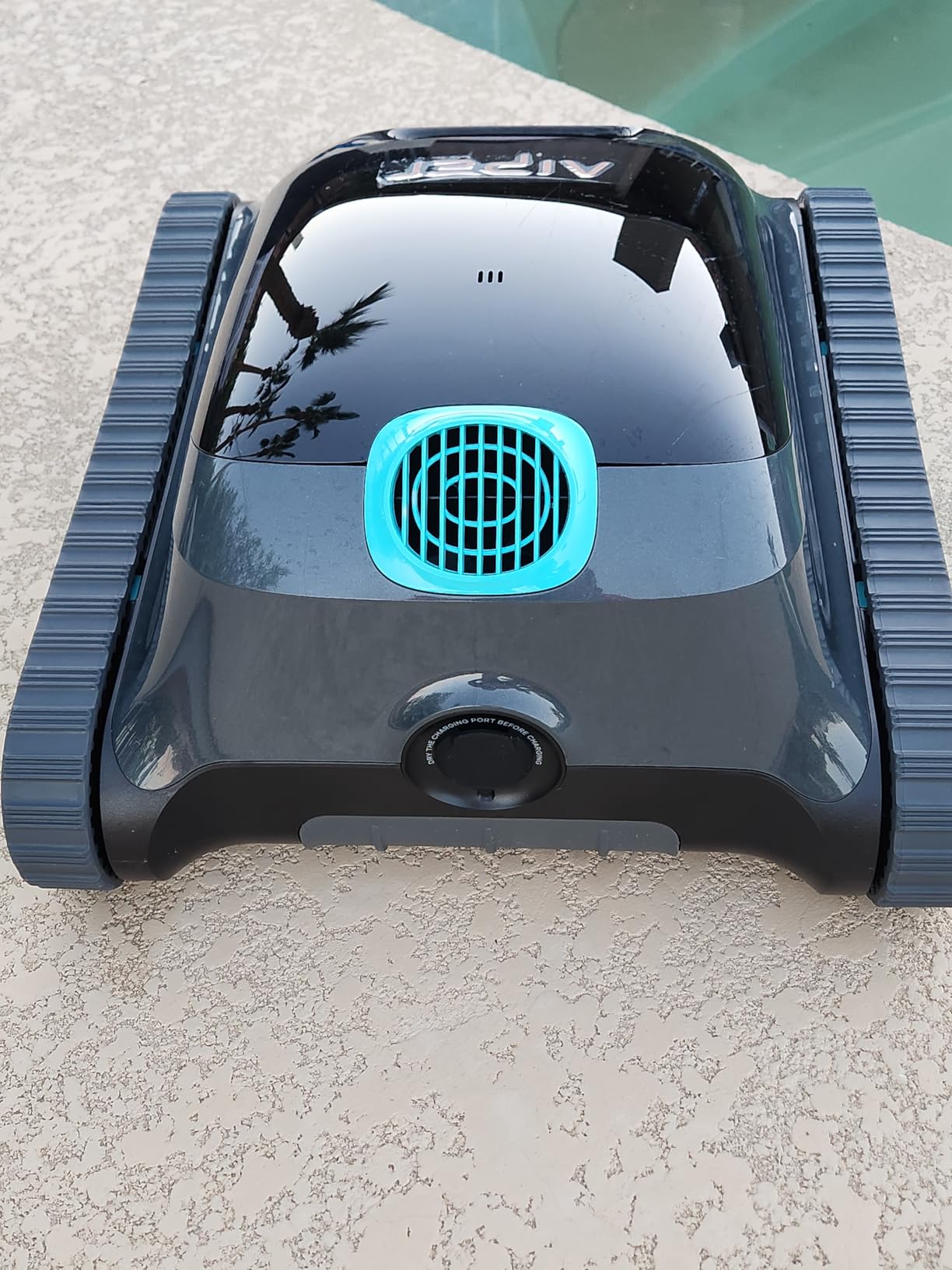 (2026 Upgrade) Aiper Scuba S1 Robotic Pool Cleaner, 270 Min Runtime, Floor/Wall/Waterline/Shallow Area Cleaning, Ultra-fine Filter, Smarter Navigation, High-Precision Sensors, App Support-Black customer photo 2
