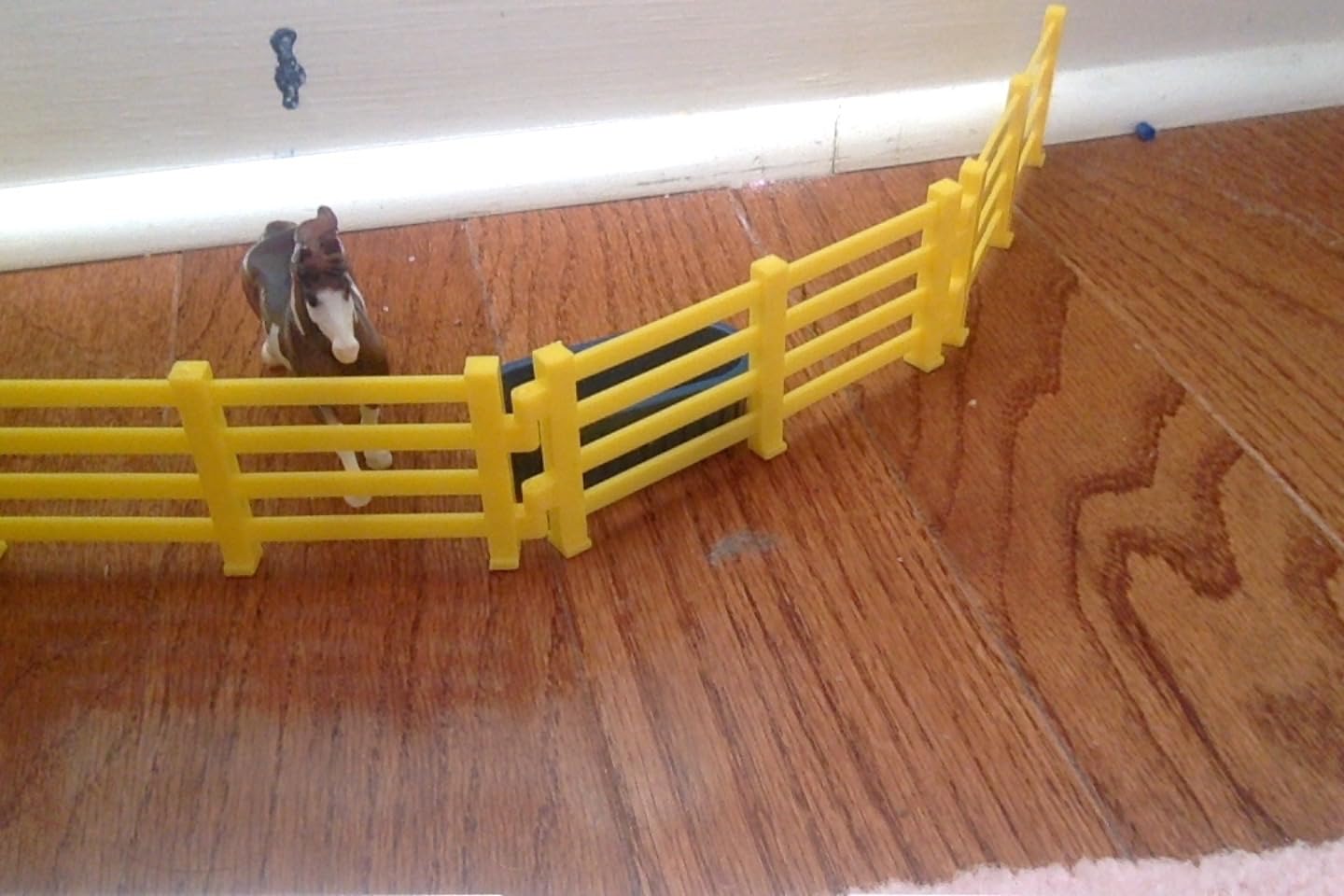 Stablemates Red Stable Set with Two Horse Figurines - Premium Horse Barn Toy for Kids - Educational Collectible Equestrian Gift for Kids - Imaginative Play Set customer photo 1