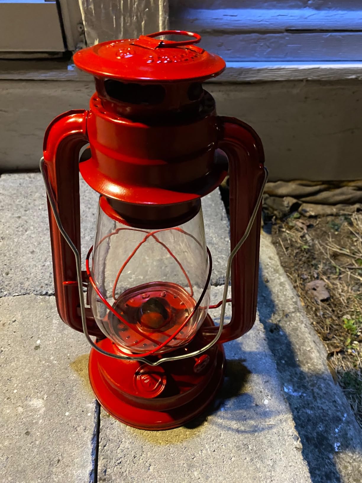 Stansport Hurricane Lantern - Classic Metal Kerosene Oil Lamp with Glass Globe and Adjustable Wick - Portable Emergency Lighting, Red customer photo 1