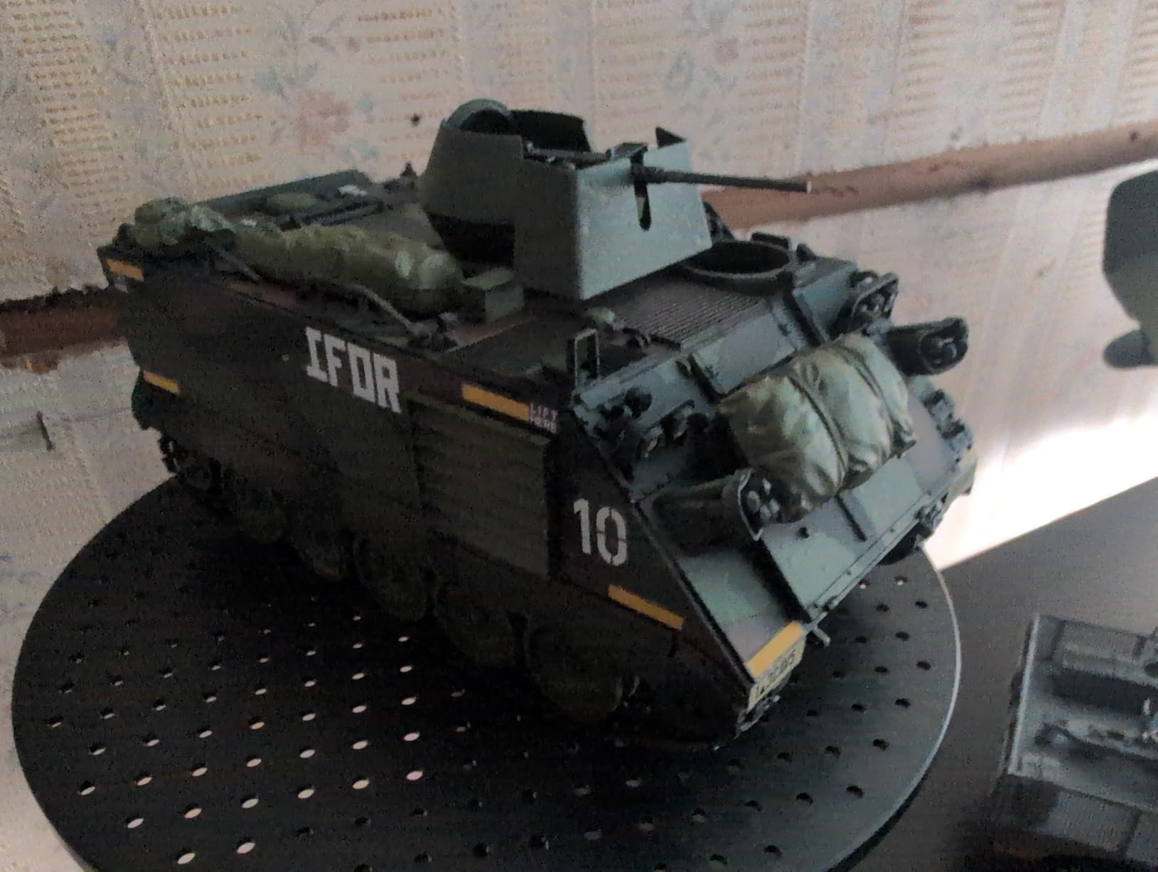 Tamiya Models M113A2 APC Desert Version Model Kit (1/35 Scale) customer photo 2