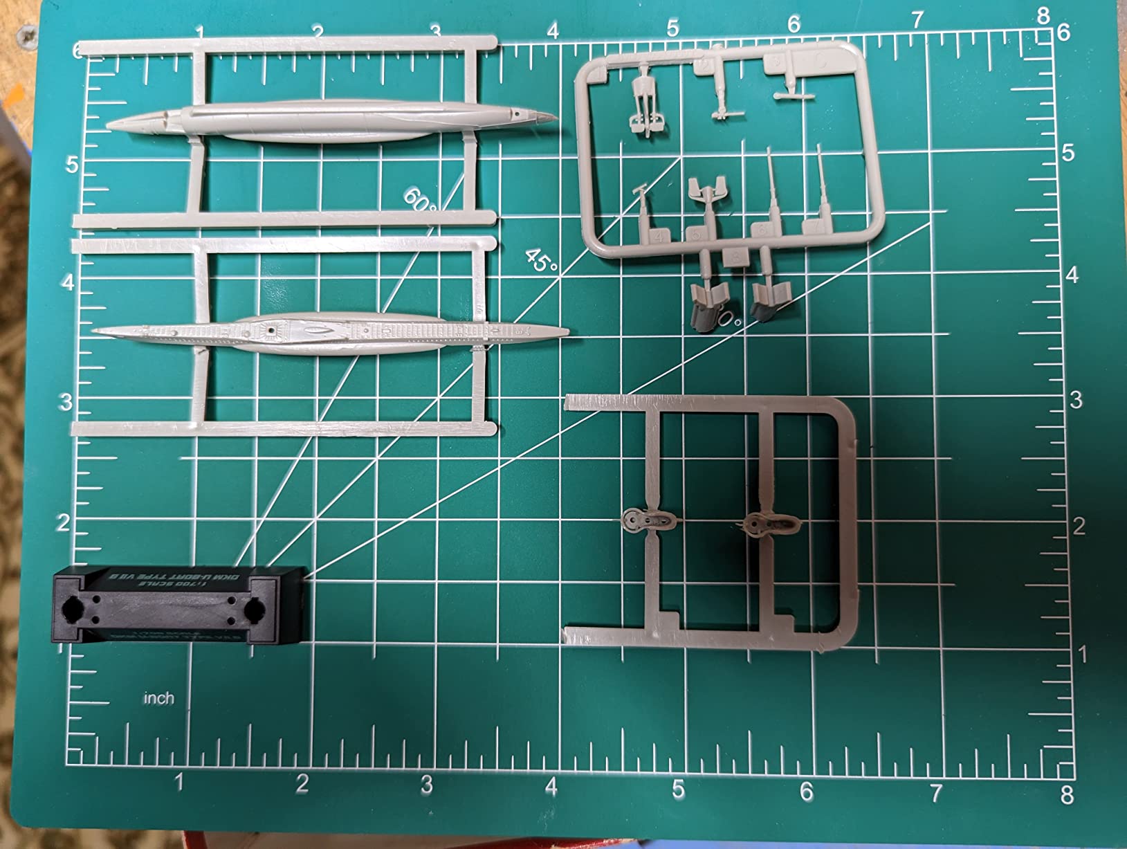 Hobby Boss DKM U-Boat Type VIIB Boat Model Building Kit customer photo 2