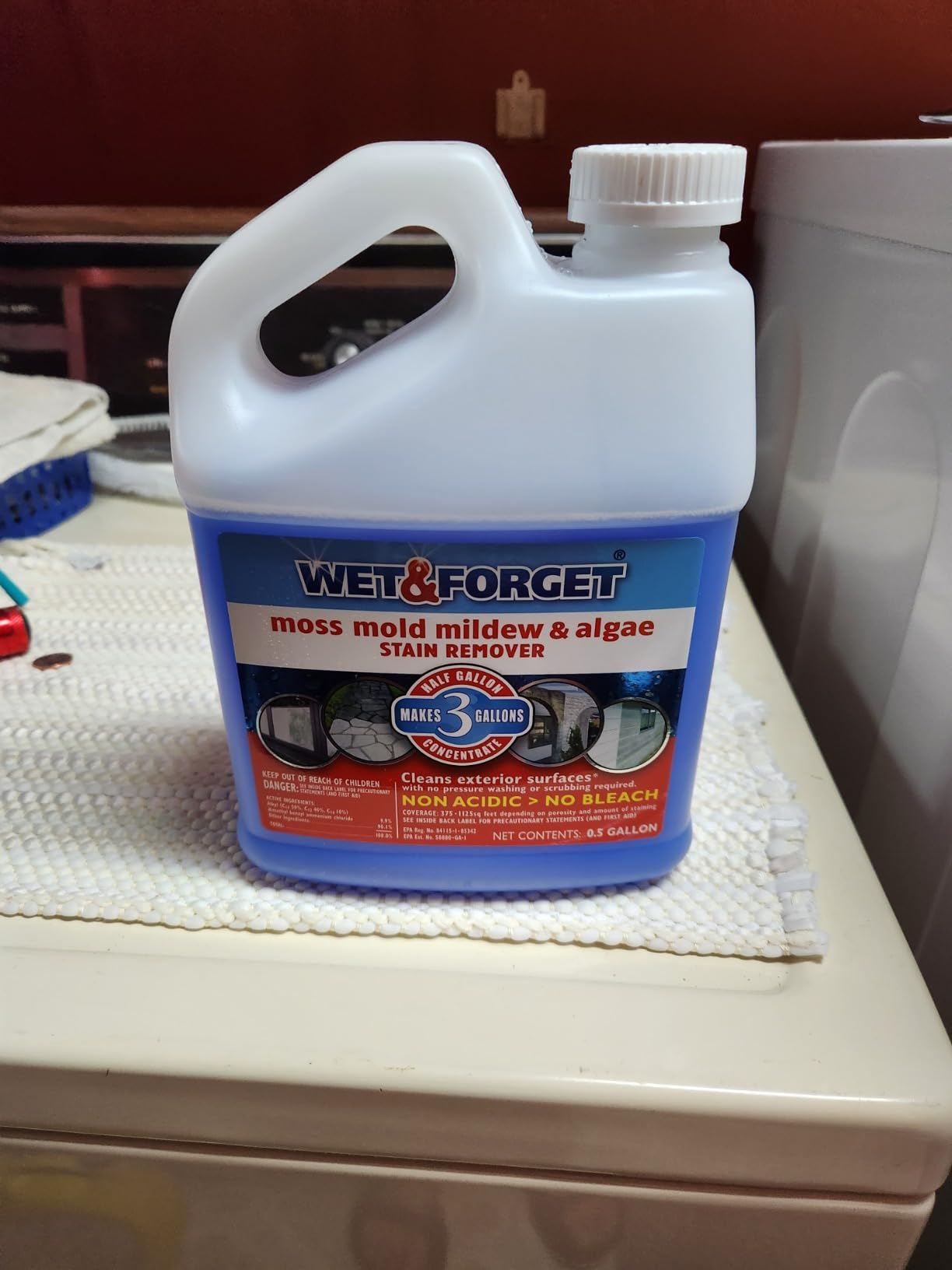 Wet & Forget Moss, Mold, Mildew, & Algae Stain Remover Multi-Surface Outdoor Cleaner Concentrate, Original, 64 Fluid Ounces customer photo 1