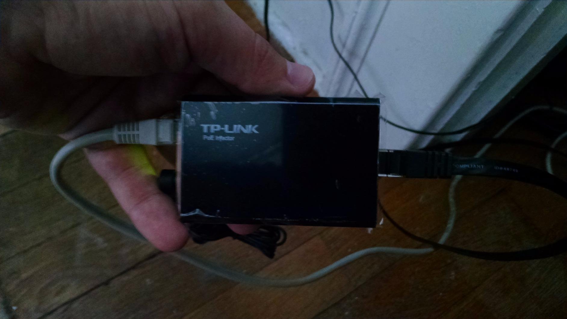 Omada PoE Injector, Up to 15.4W, Gigabit, UL Certified(POE150S) customer photo 2