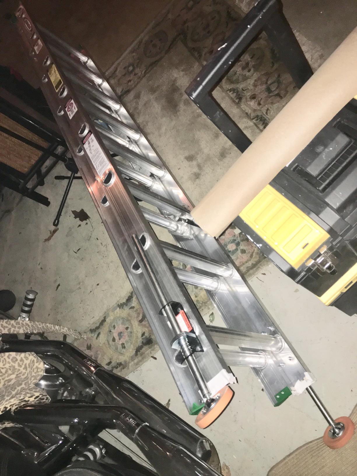 Xtenda-Leg Ladder Leveler for Extension Ladders, Rubber Feet, 1 Pair customer photo 1